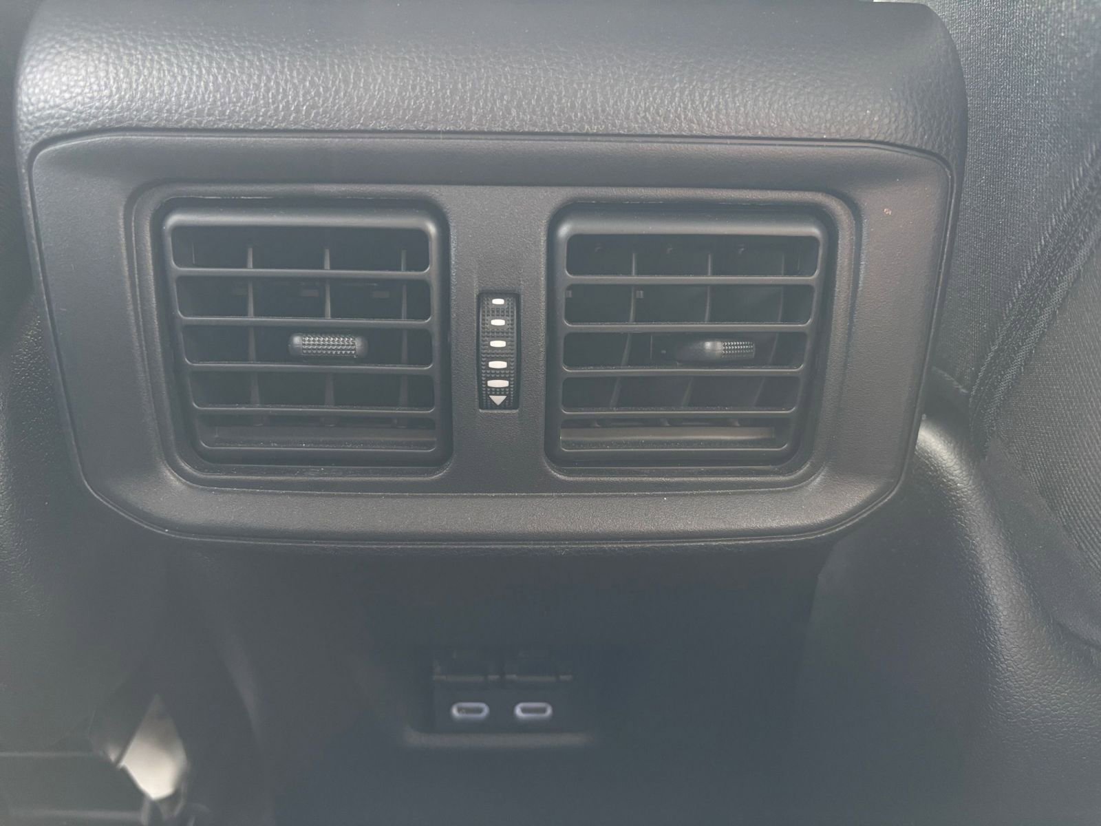 Thumbnail: 2025 Toyota RAV4 - 24