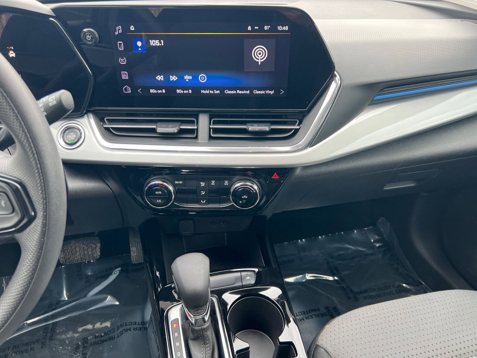 Thumbnail: 2025 Chevrolet Trax - 17