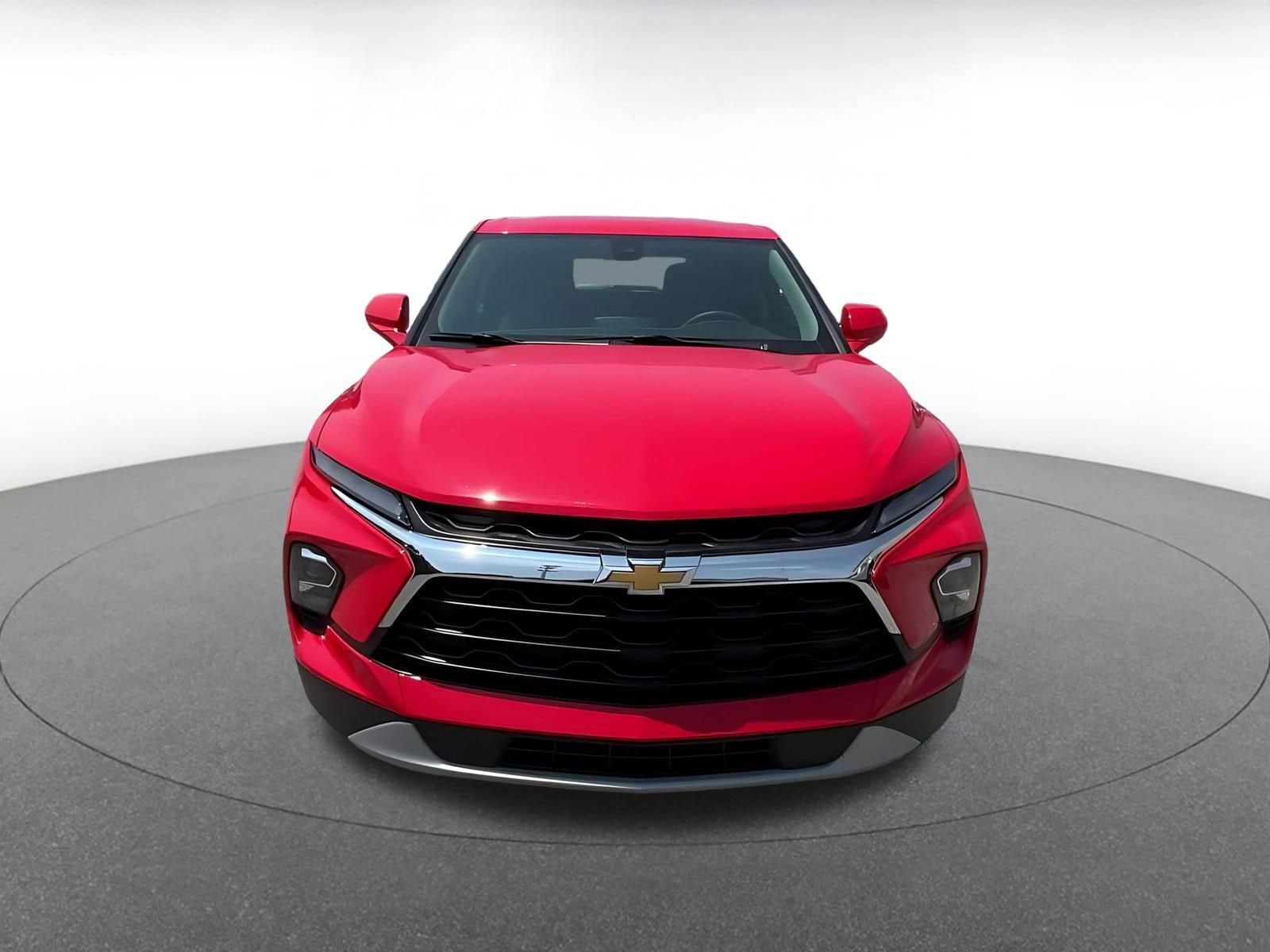 Thumbnail: 2025 Chevrolet Blazer - 4
