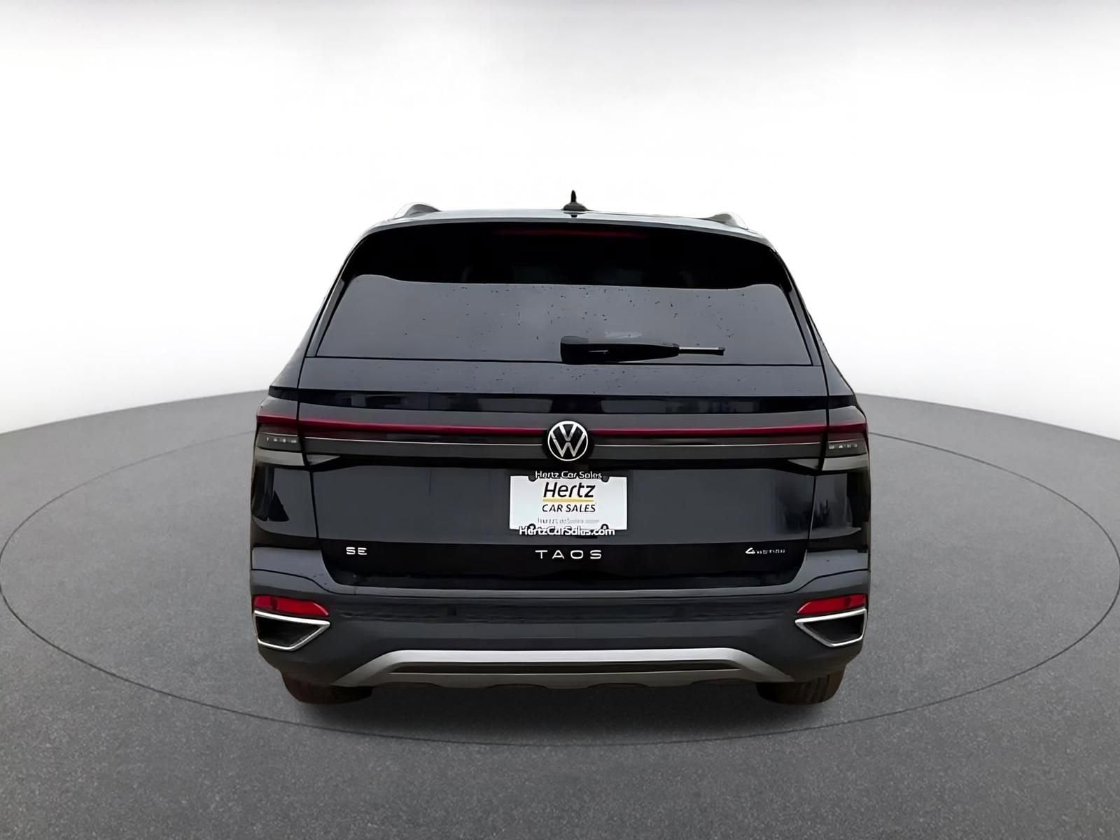 Thumbnail: 2025 Volkswagen Taos - 12