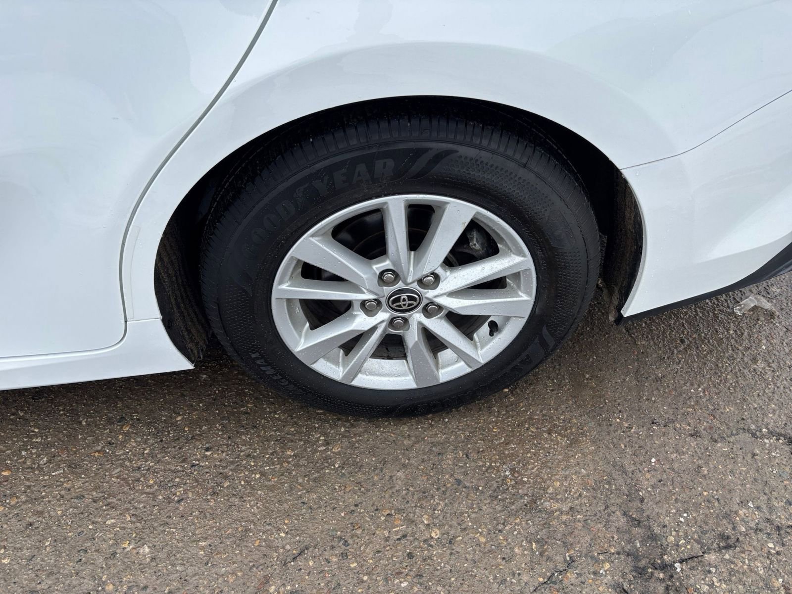 Thumbnail: 2025 Toyota Camry - 30