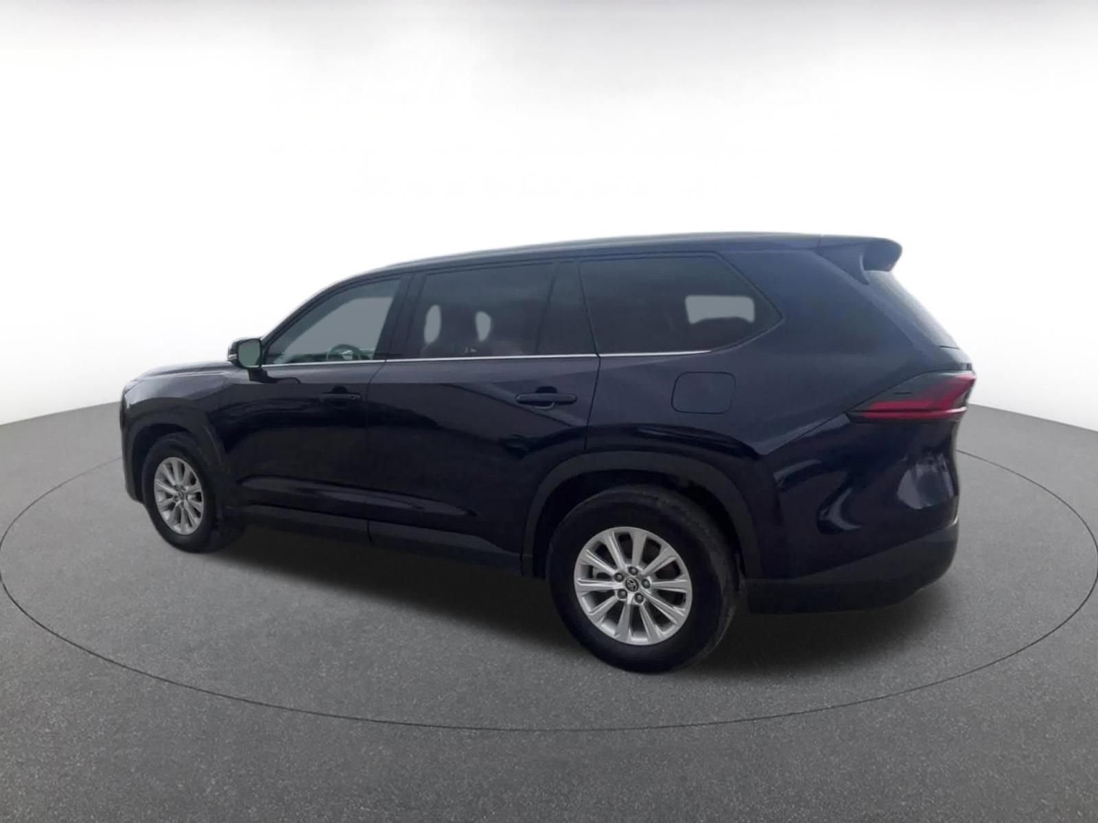 Thumbnail: 2025 Toyota Grand Highlander - 10