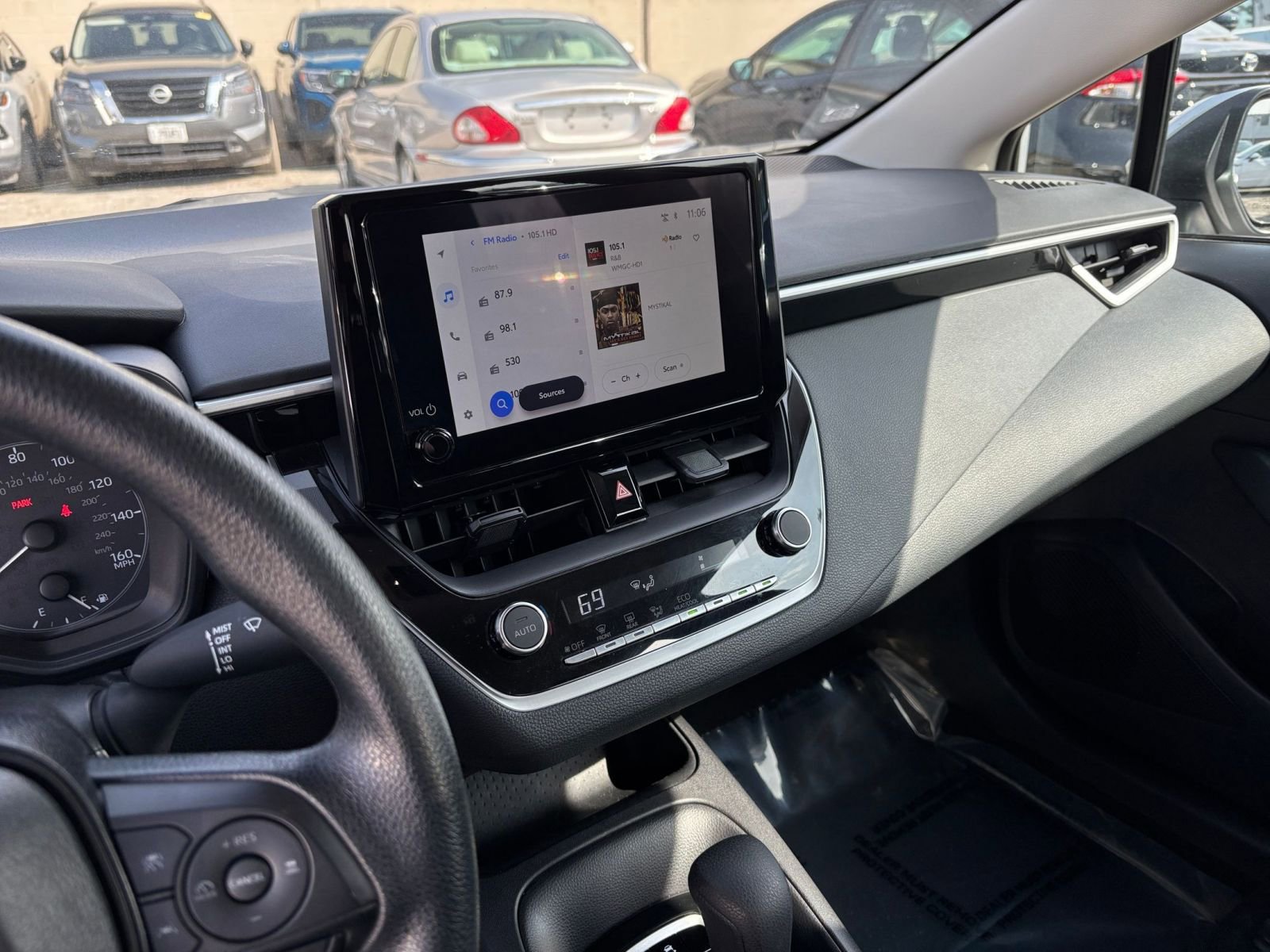 Thumbnail: 2025 Toyota Corolla - 17