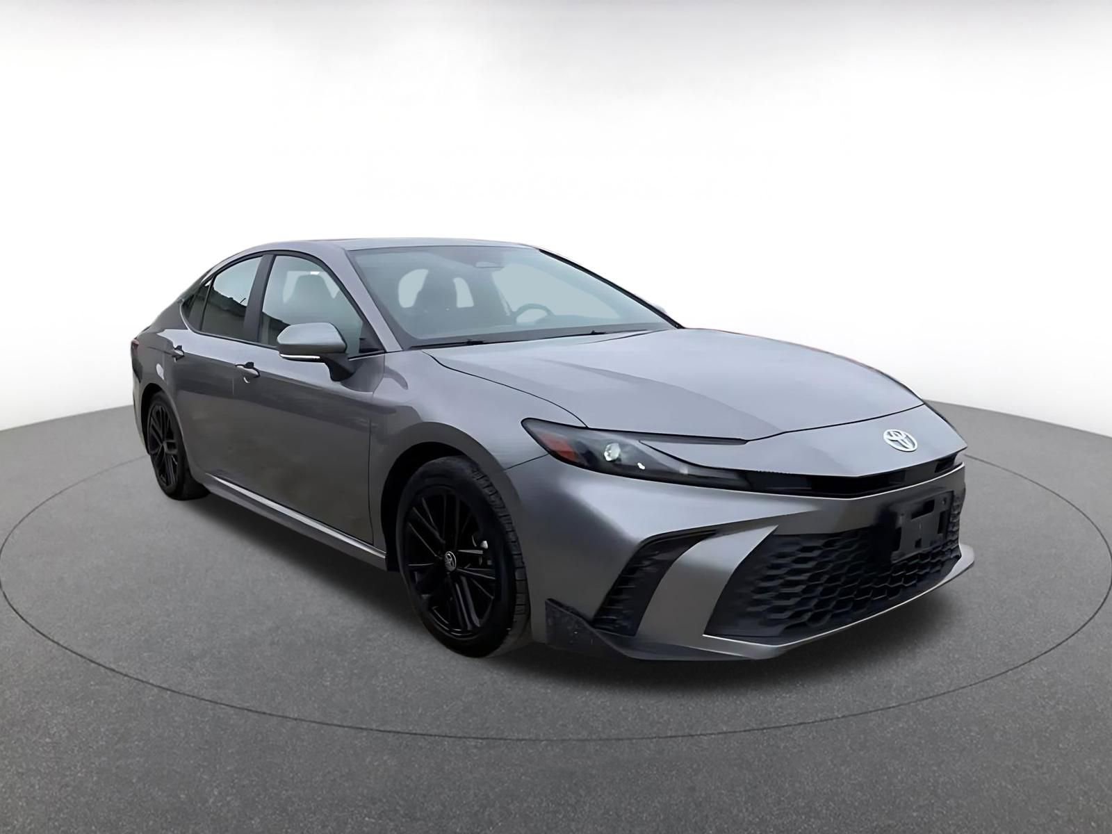 Thumbnail: 2025 Toyota Camry - 3