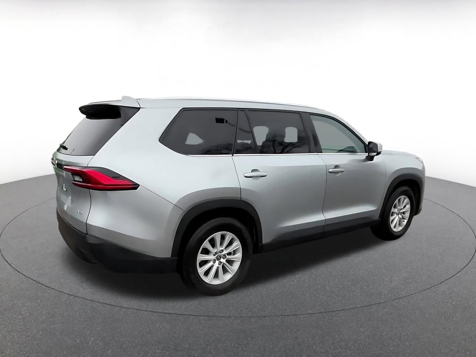 Thumbnail: 2024 Toyota Grand Highlander - 15