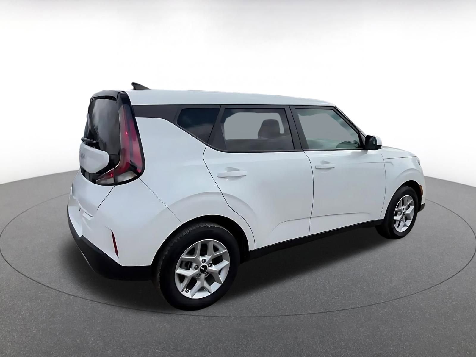 Thumbnail: 2025 Kia Soul - 15