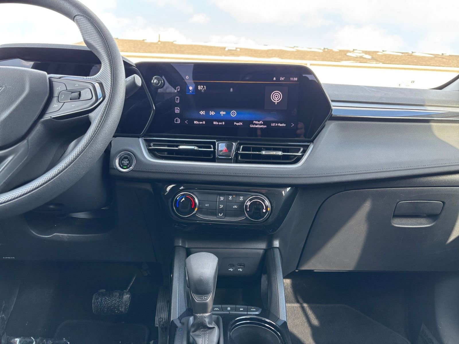 Thumbnail: 2025 Chevrolet TrailBlazer - 18