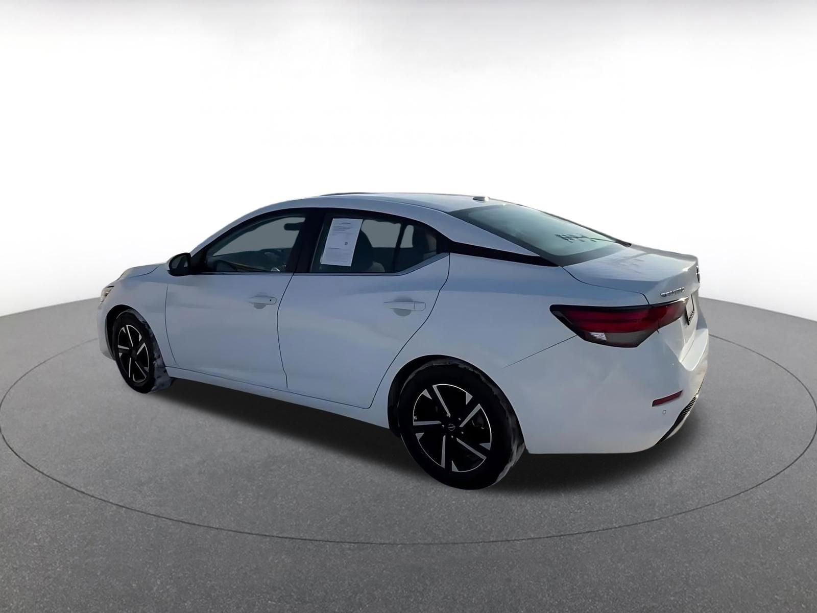 Thumbnail: 2025 Nissan Sentra - 10