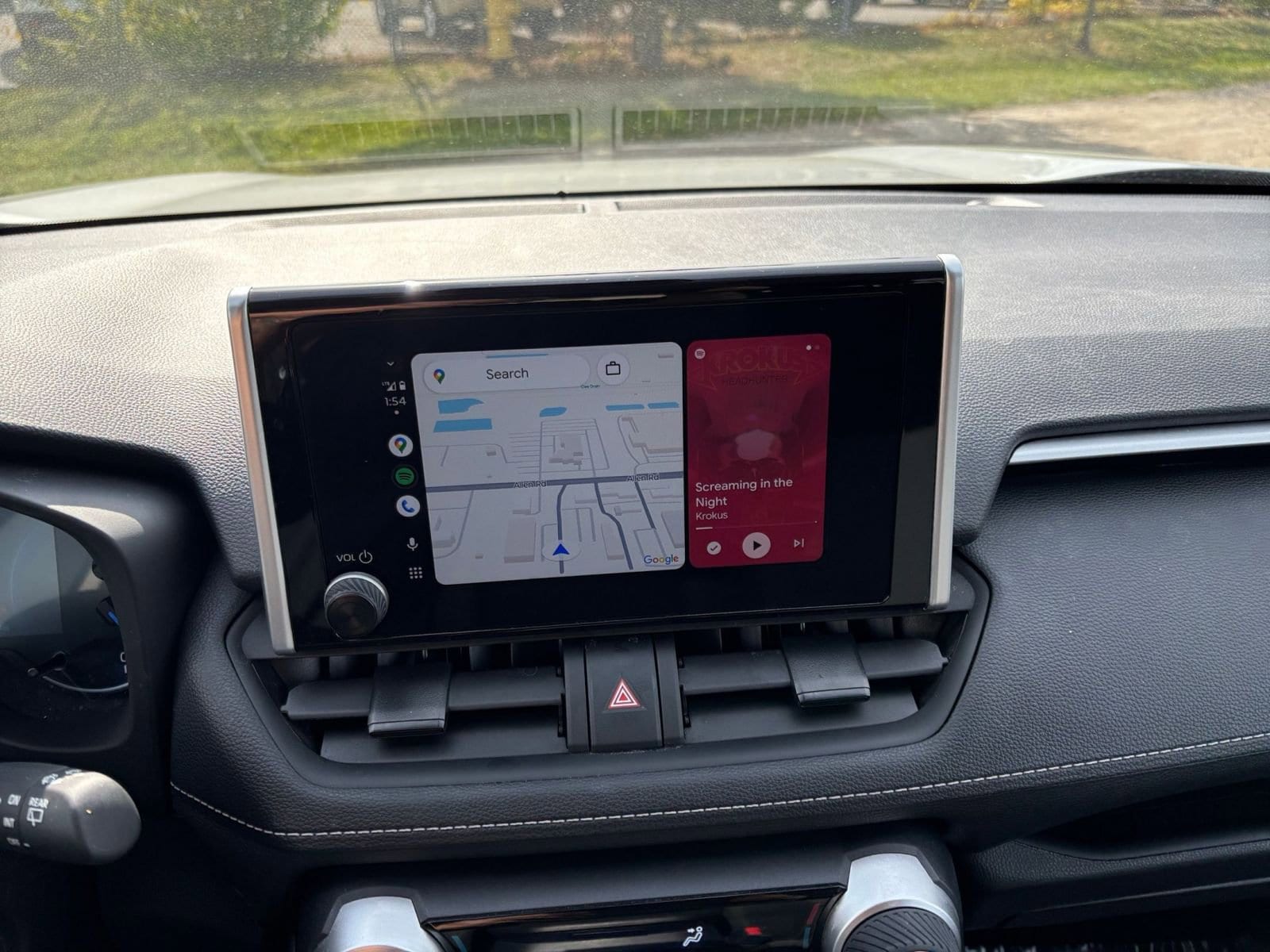 Thumbnail: 2025 Toyota RAV4 - 21