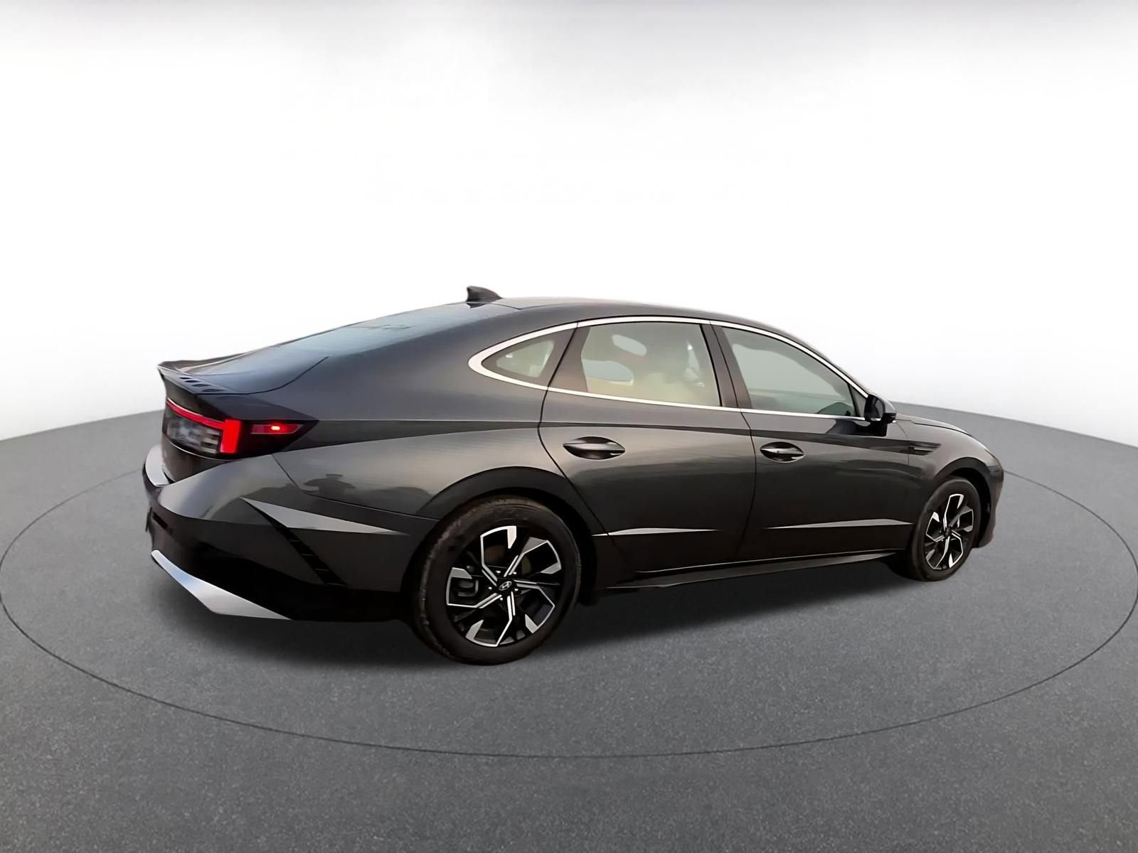 Thumbnail: 2025 Hyundai Sonata - 15