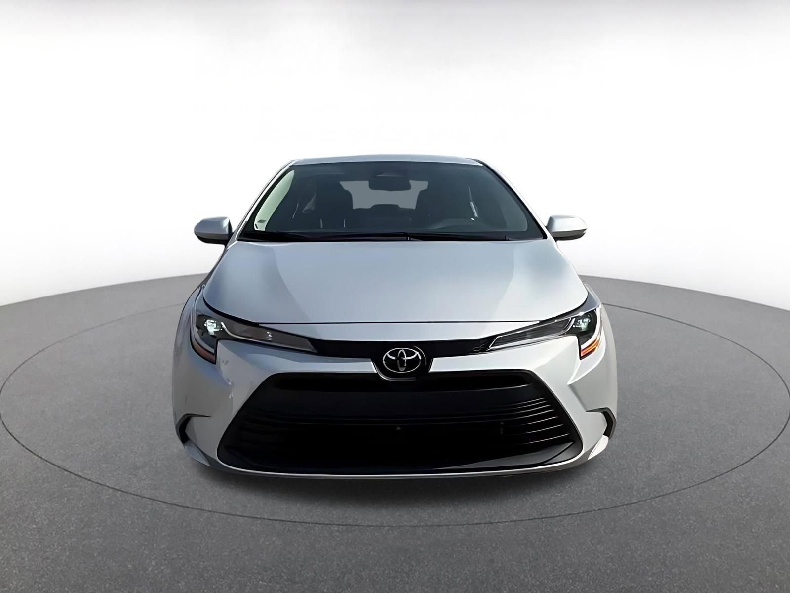 Thumbnail: 2025 Toyota Corolla - 4