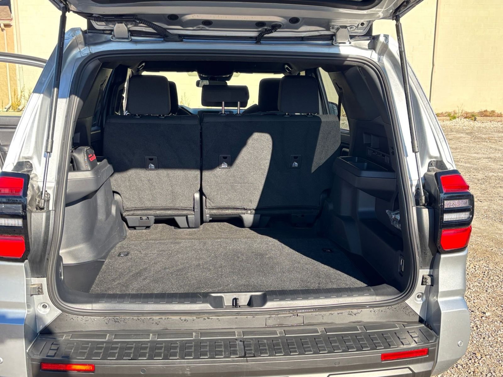 Thumbnail: 2025 Toyota 4Runner - 31