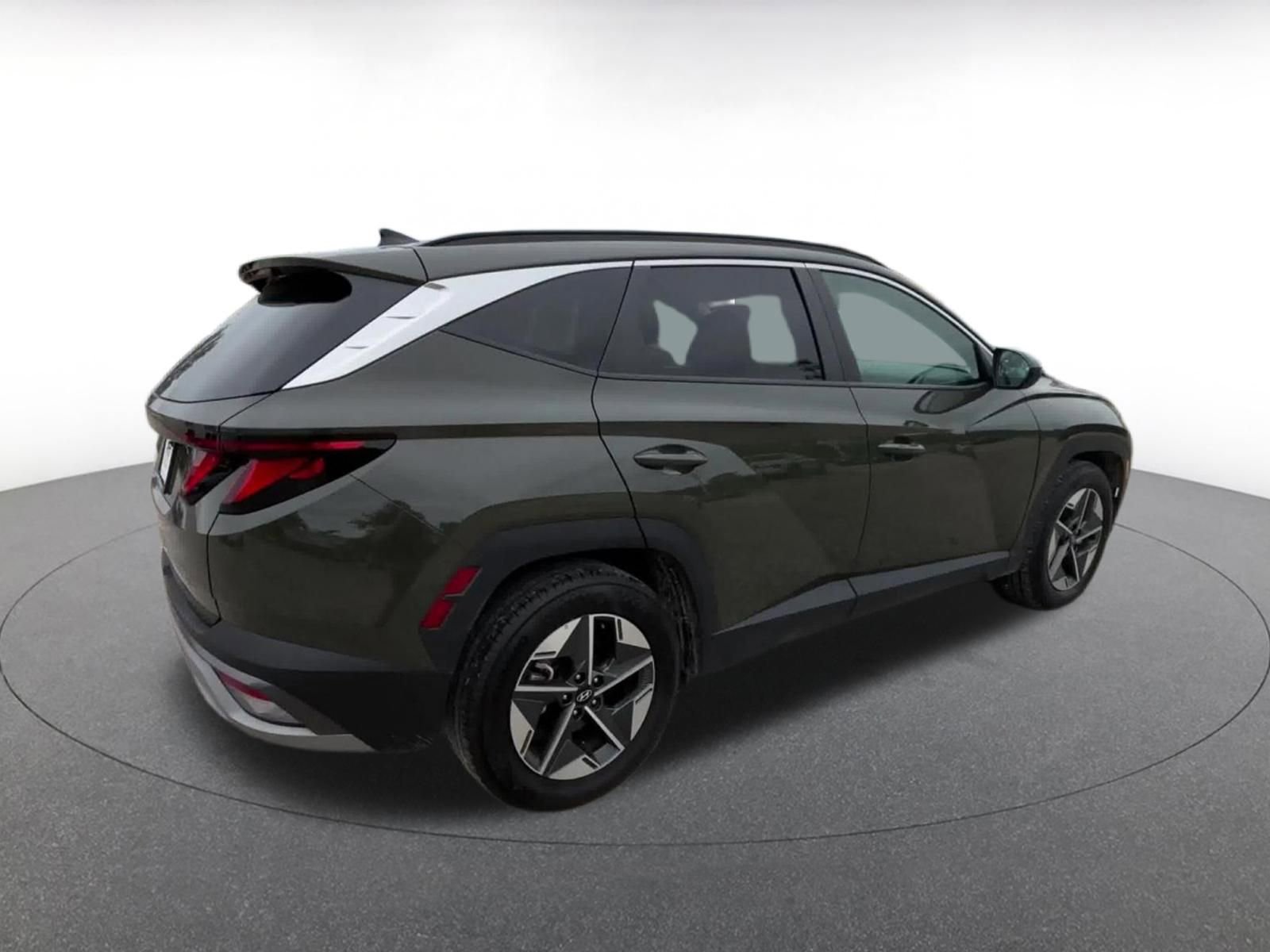 Thumbnail: 2025 Hyundai Tucson - 15
