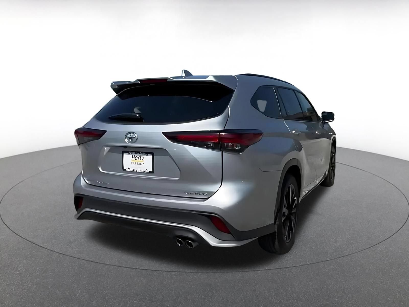 Thumbnail: 2025 Toyota Highlander - 15