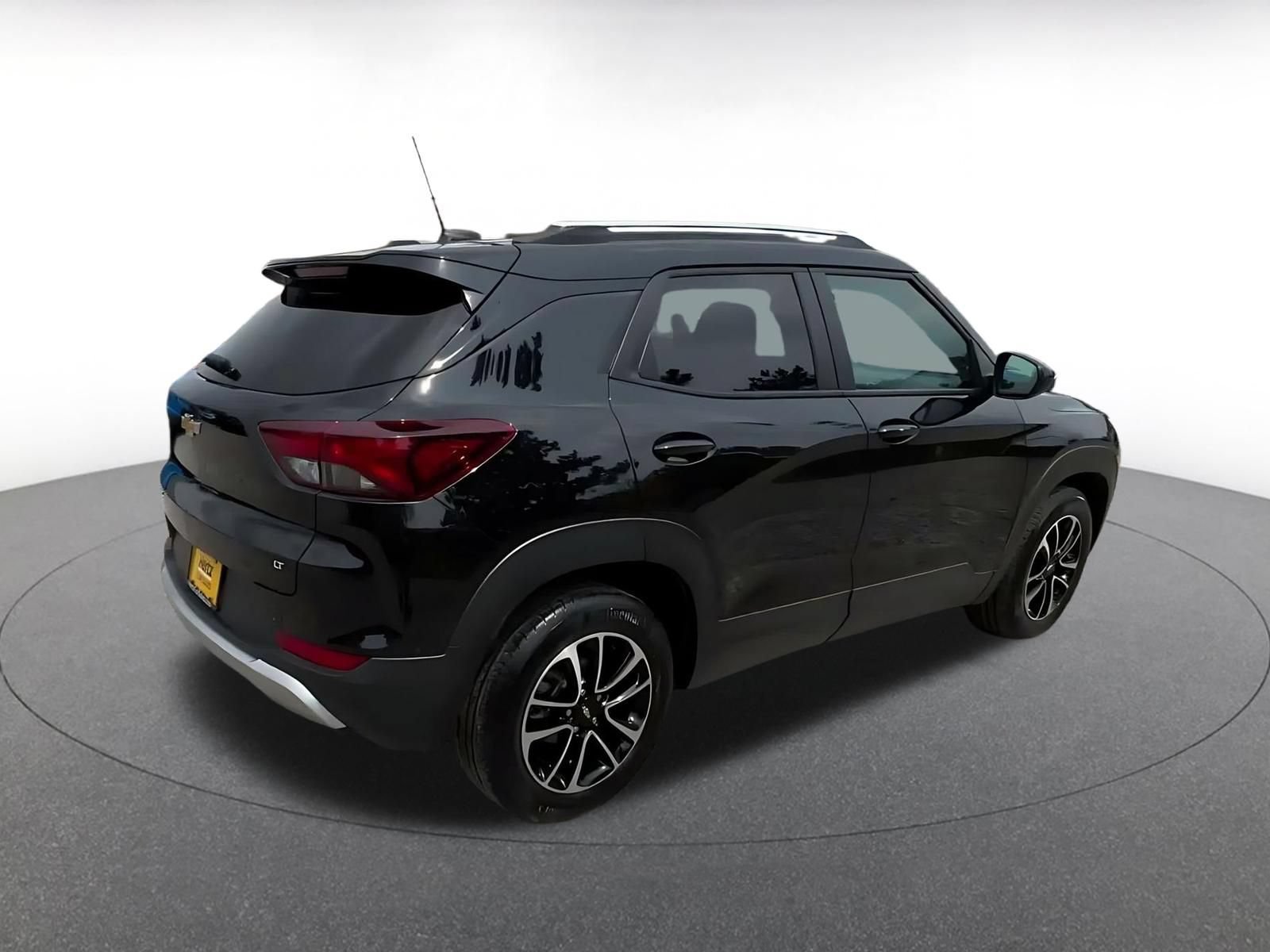 Thumbnail: 2025 Chevrolet TrailBlazer - 12
