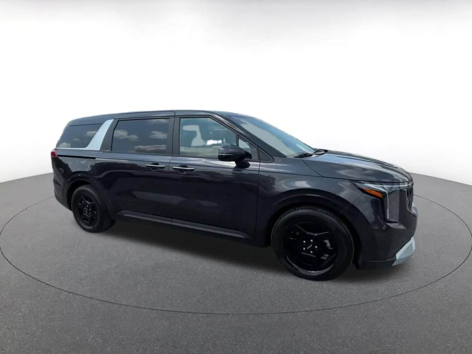 Thumbnail: 2026 Kia Carnival - 2