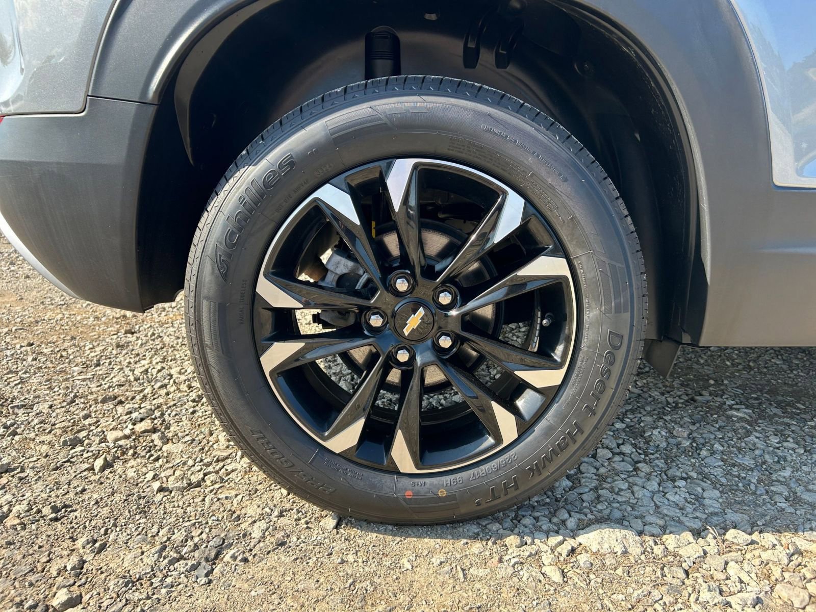 Thumbnail: 2023 Chevrolet TrailBlazer - 29