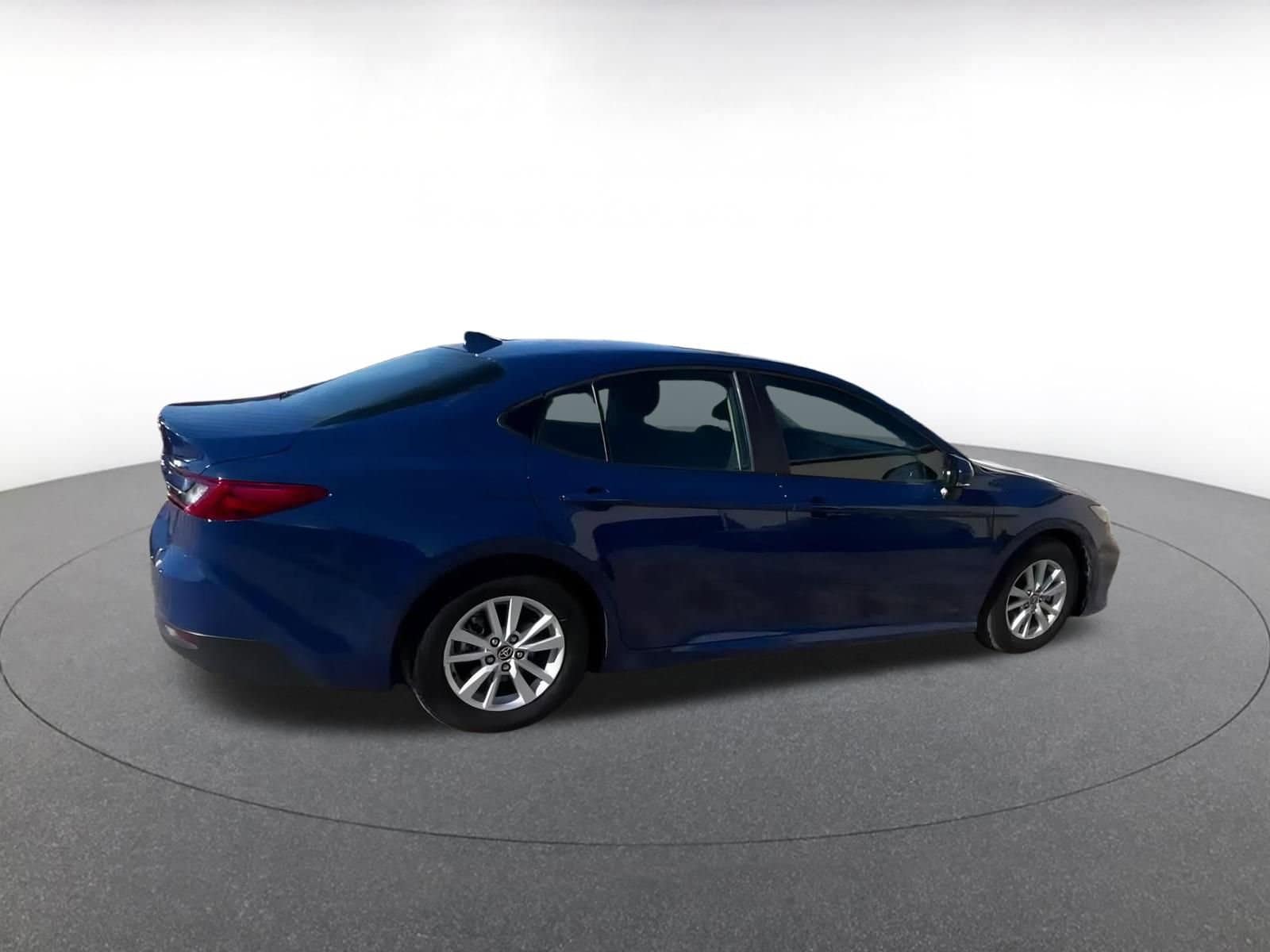 Thumbnail: 2025 Toyota Camry - 14