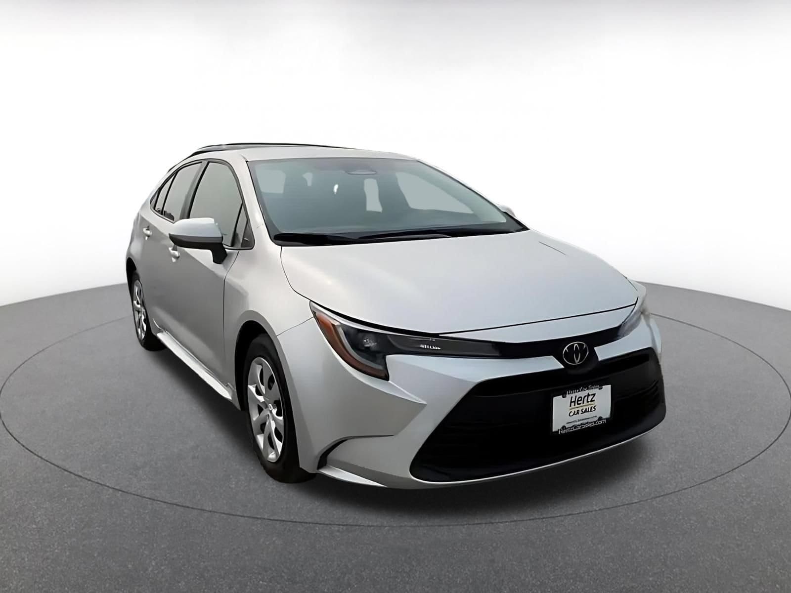 Thumbnail: 2025 Toyota Corolla - 3