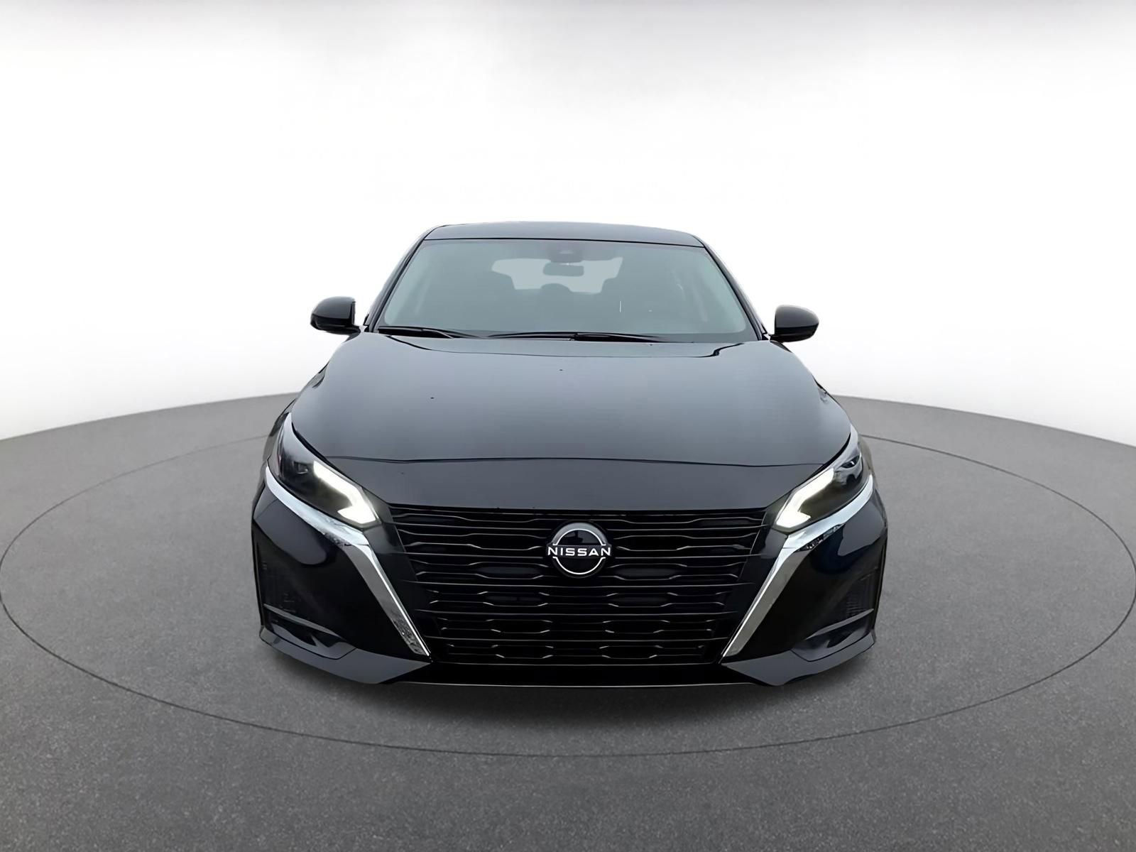 Thumbnail: 2025 Nissan Altima - 4