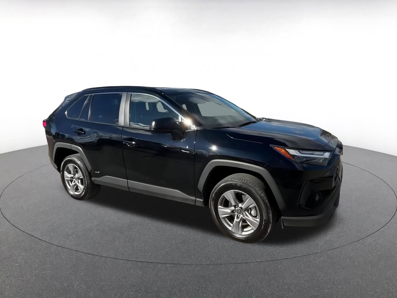 Thumbnail: 2025 Toyota RAV4 - 2