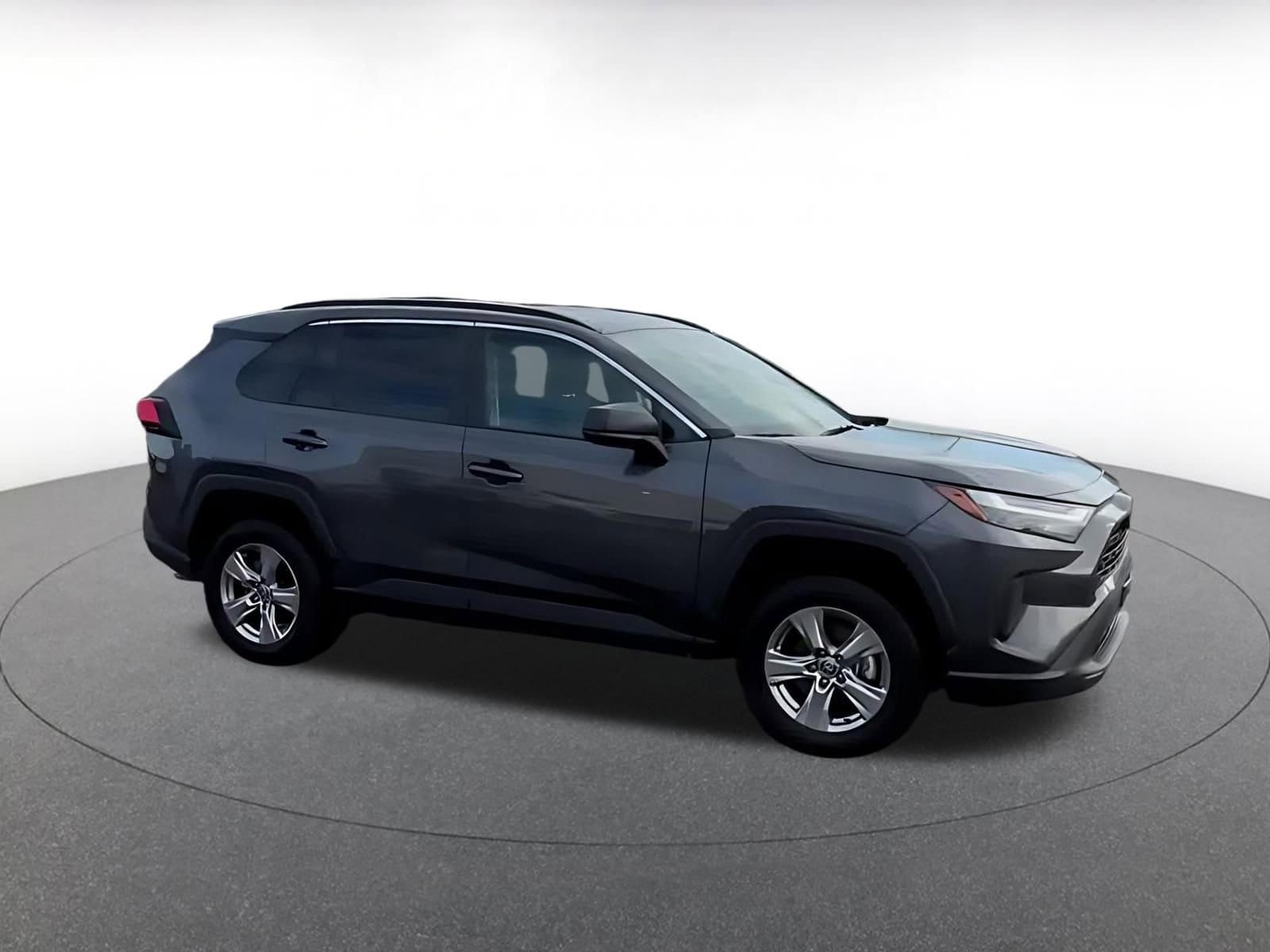 Thumbnail: 2025 Toyota RAV4 - 2