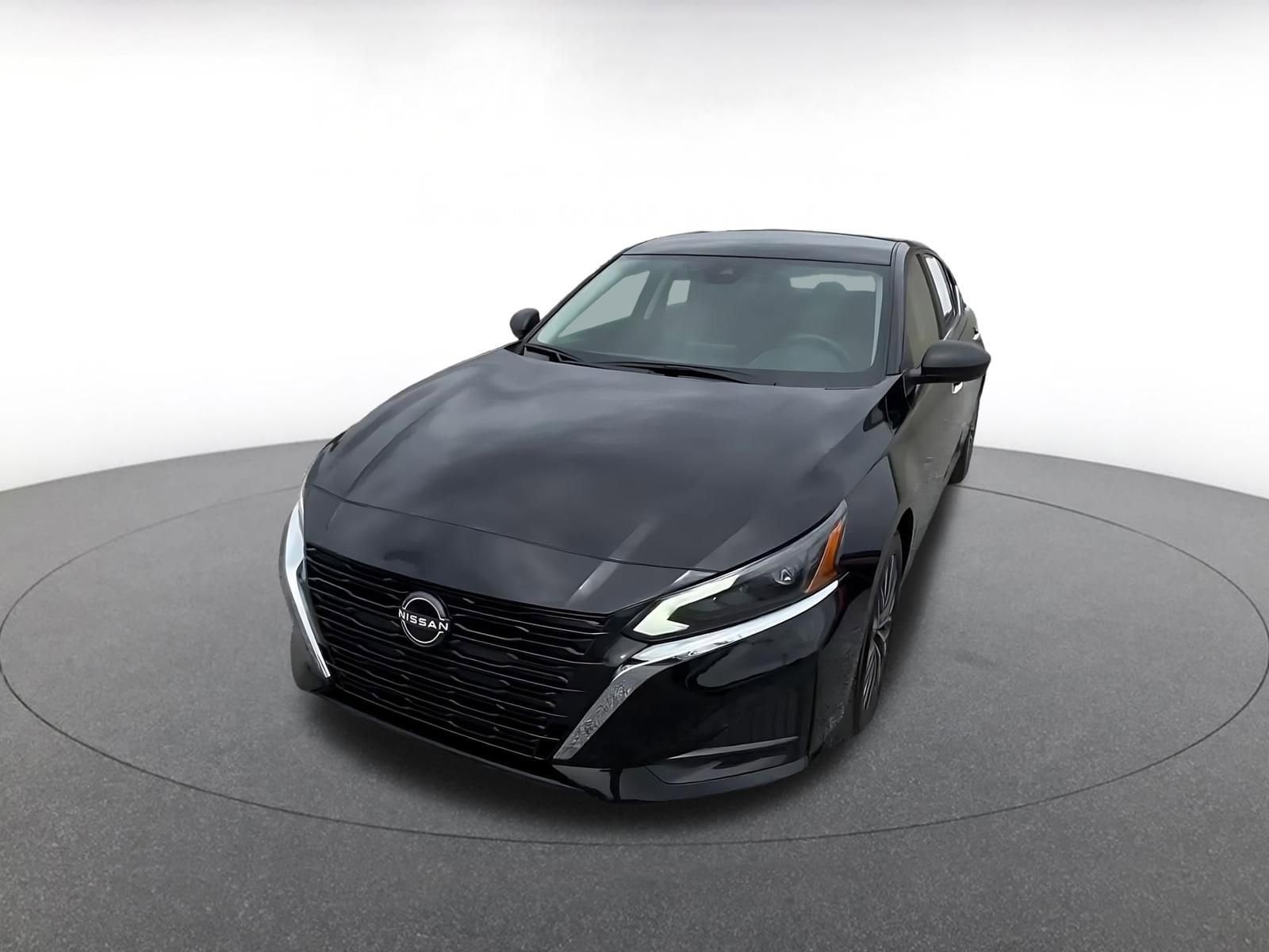 Thumbnail: 2025 Nissan Altima - 7
