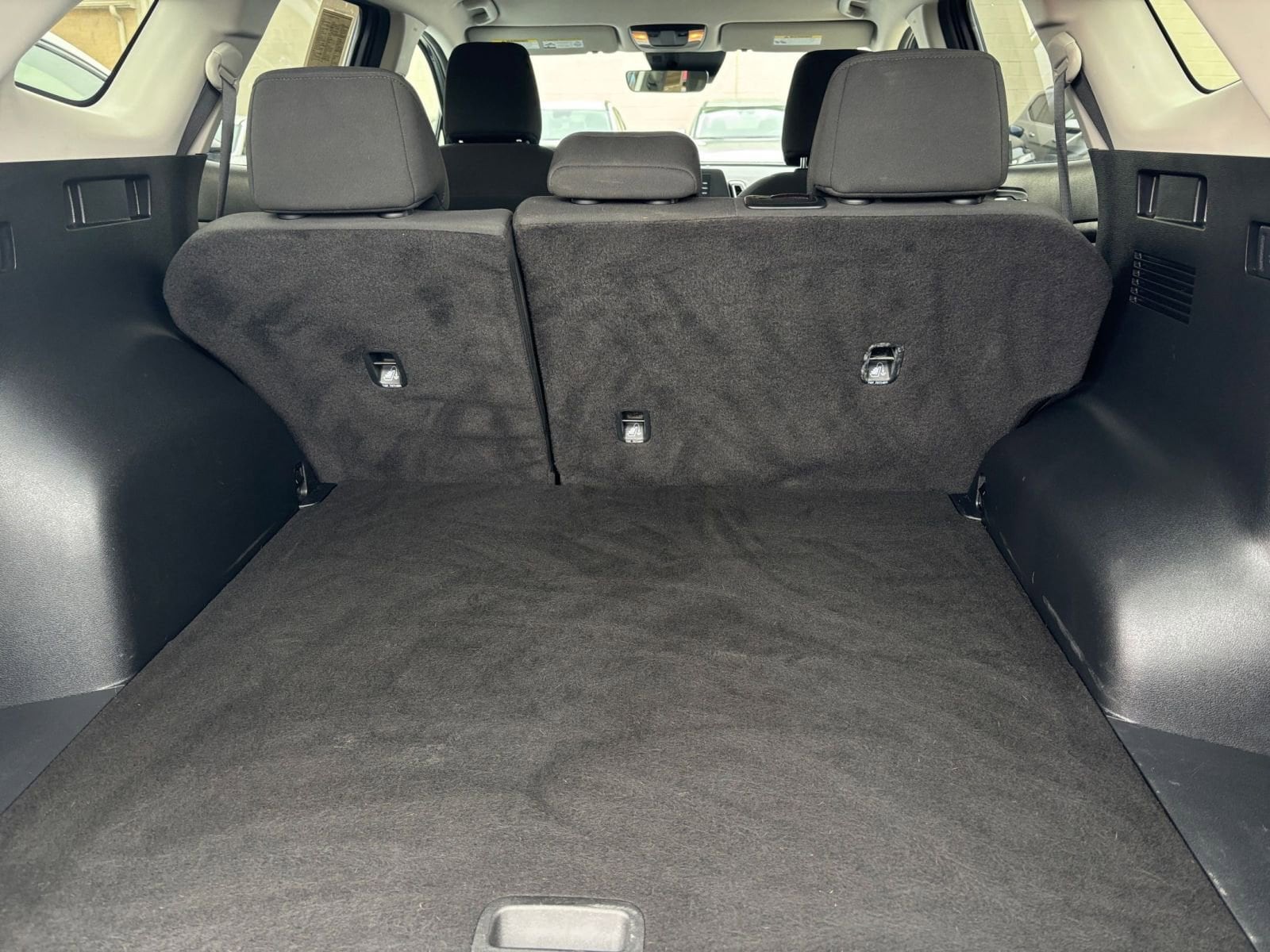 Thumbnail: 2025 Kia Sportage - 31