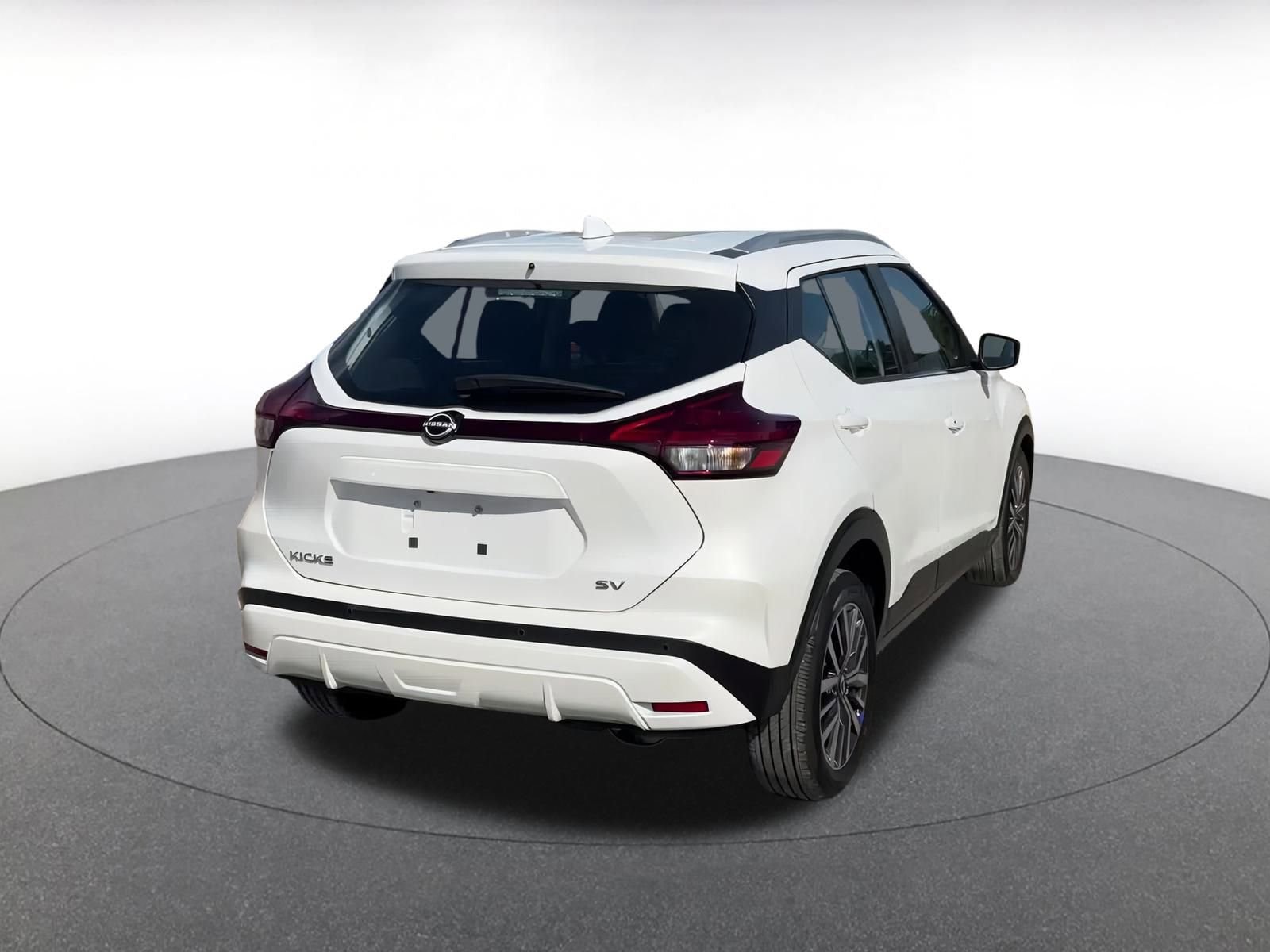 Thumbnail: 2024 Nissan Kicks - 15