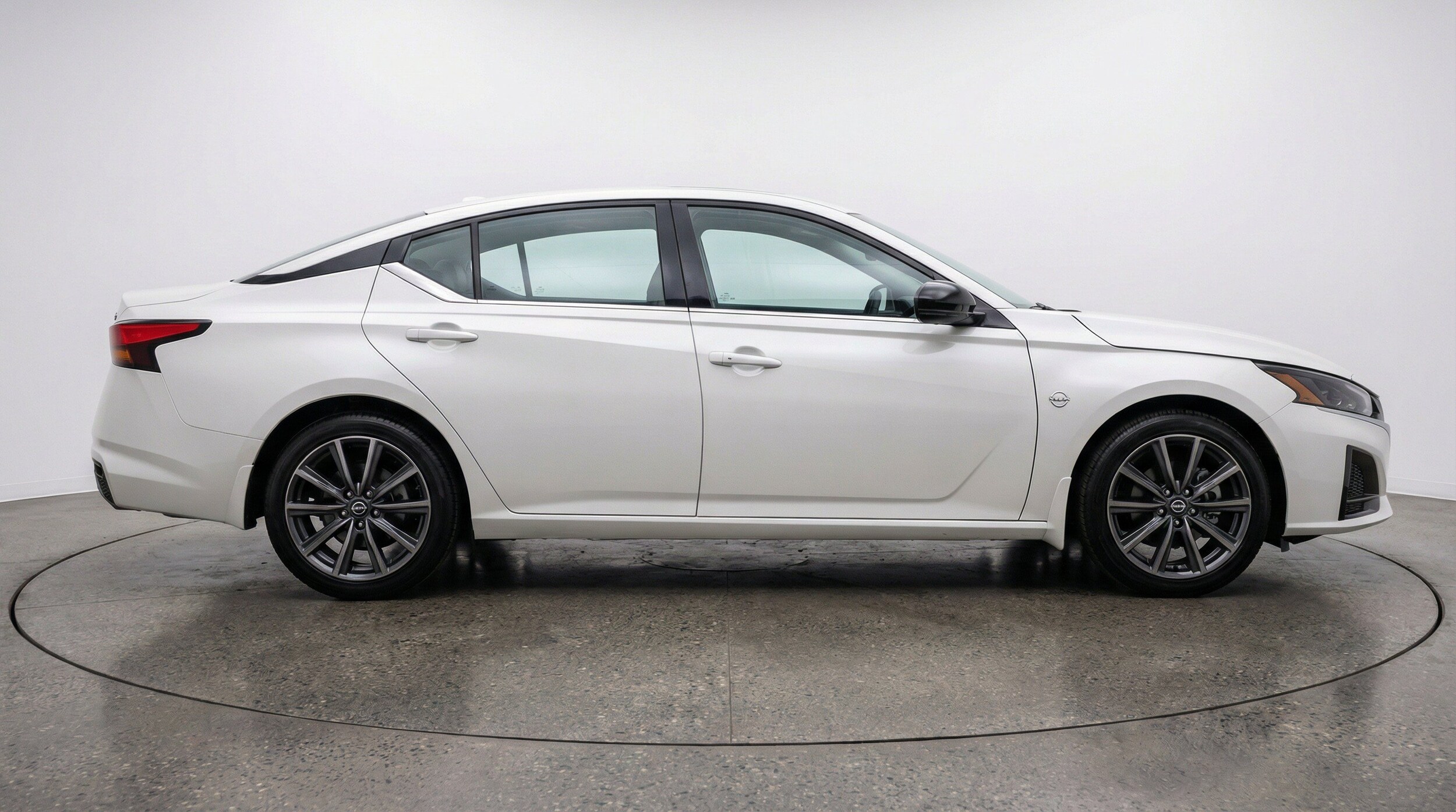 Thumbnail: 2025 Nissan Altima - 14