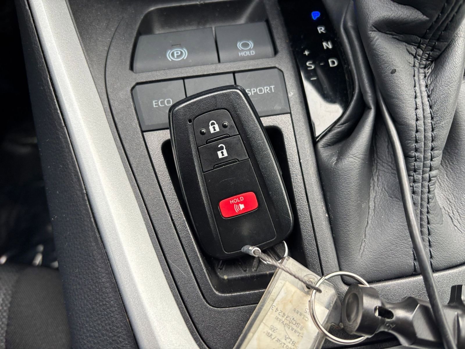 Thumbnail: 2025 Toyota RAV4 - 22