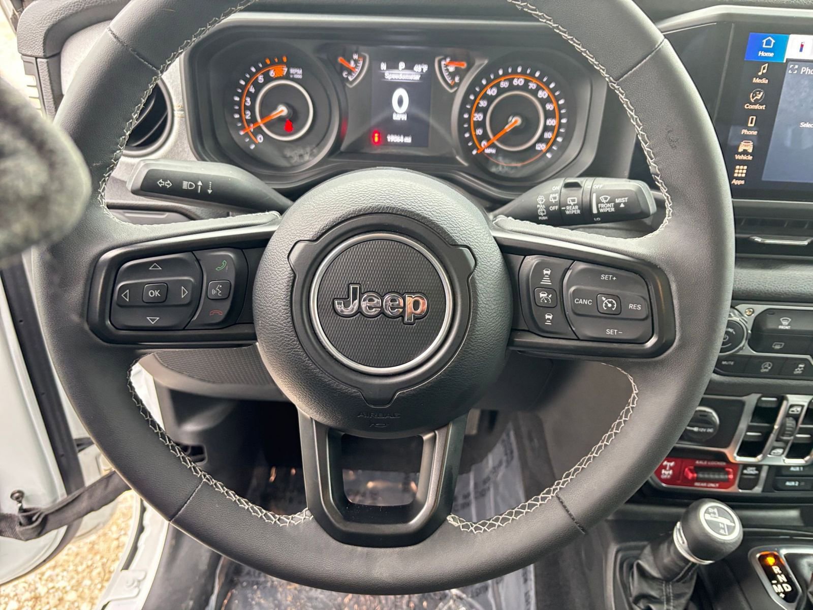 Thumbnail: 2025 Jeep Wrangler - 27