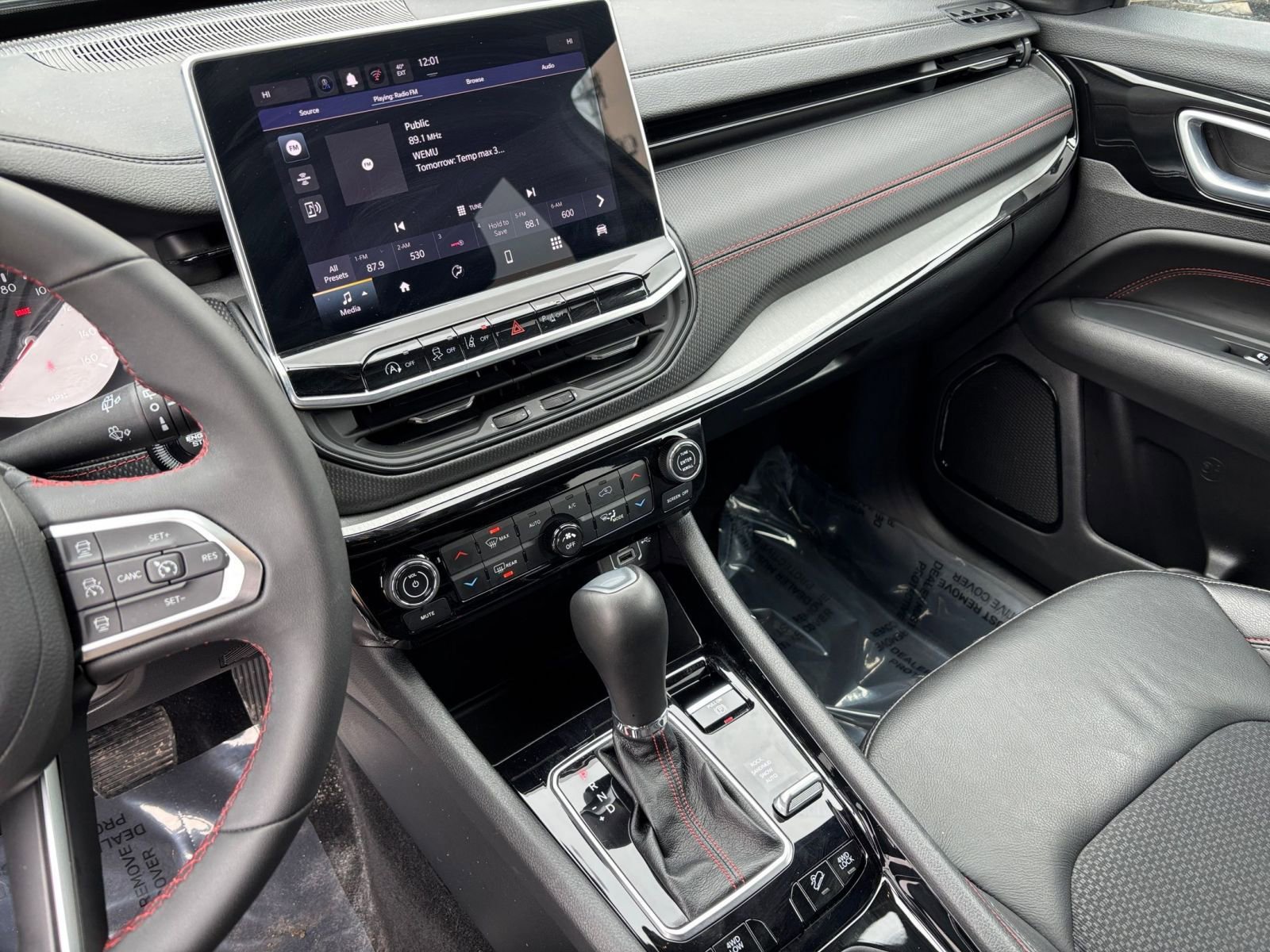 Thumbnail: 2025 Jeep Compass - 17