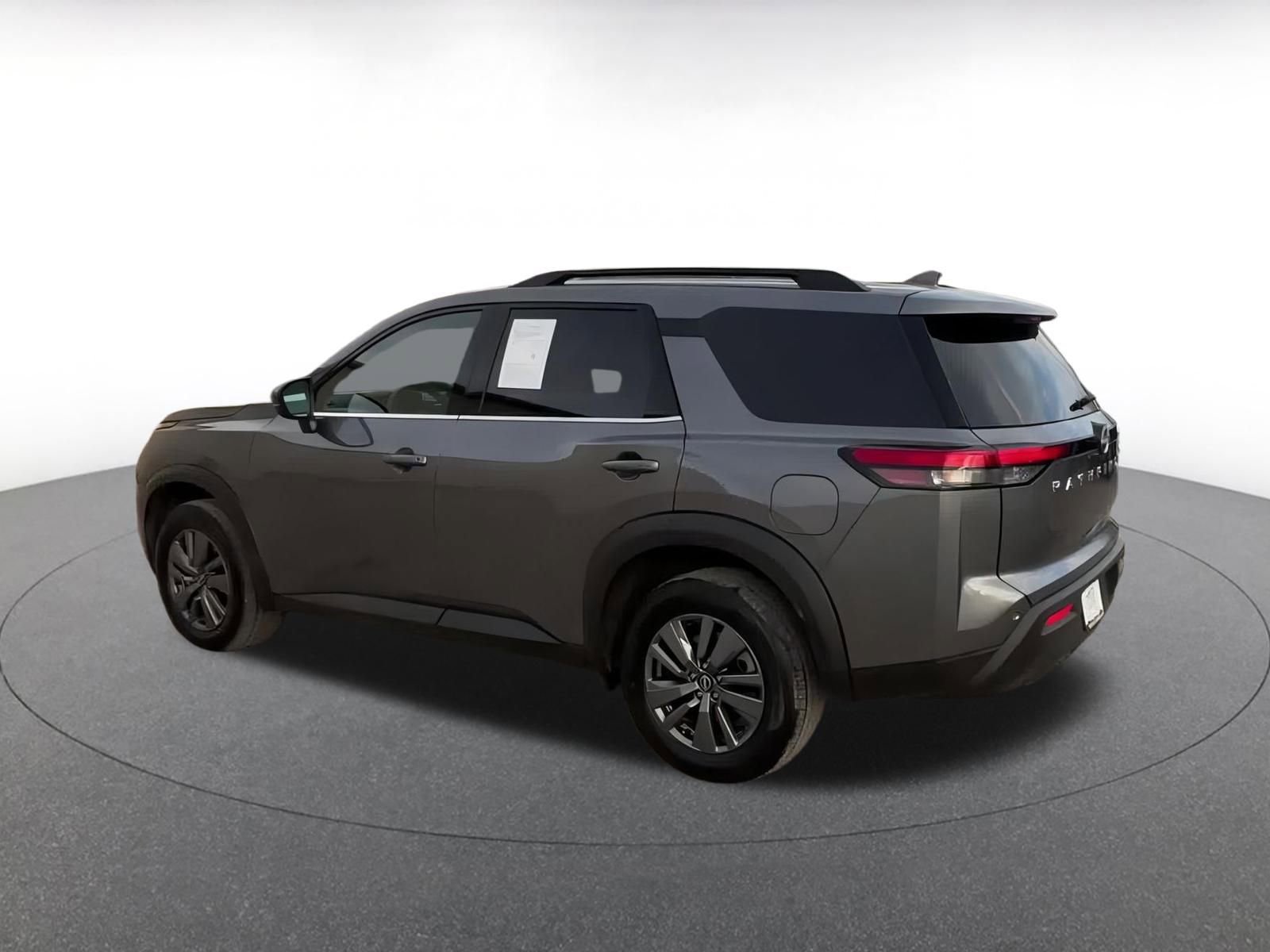 Thumbnail: 2025 Nissan Pathfinder - 10