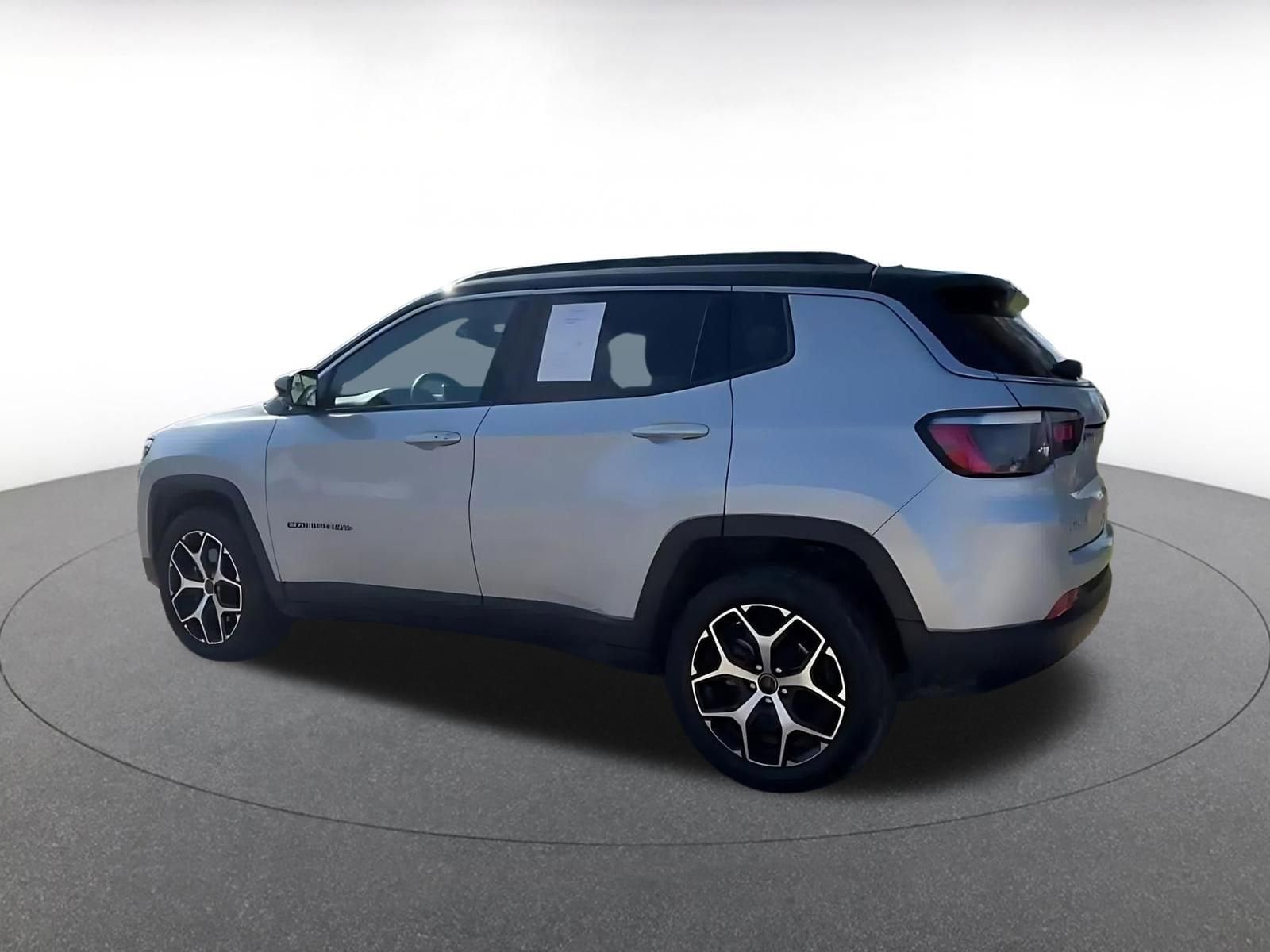 Thumbnail: 2025 Jeep Compass - 10
