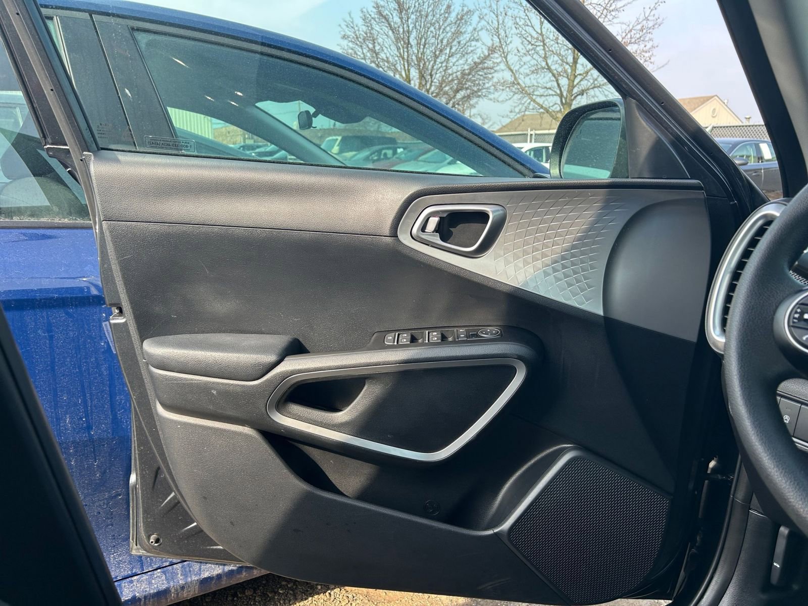 Thumbnail: 2025 Kia Soul - 18