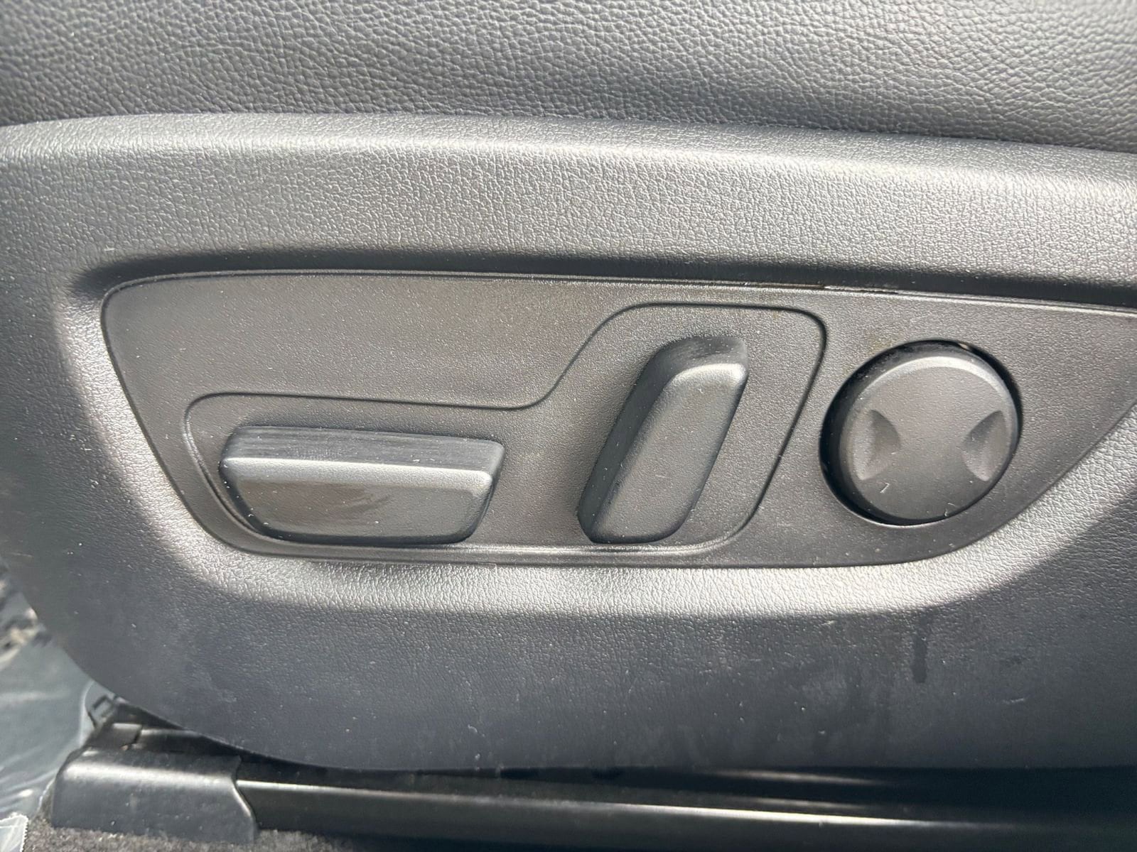 Thumbnail: 2025 Mazda CX-50 - 23