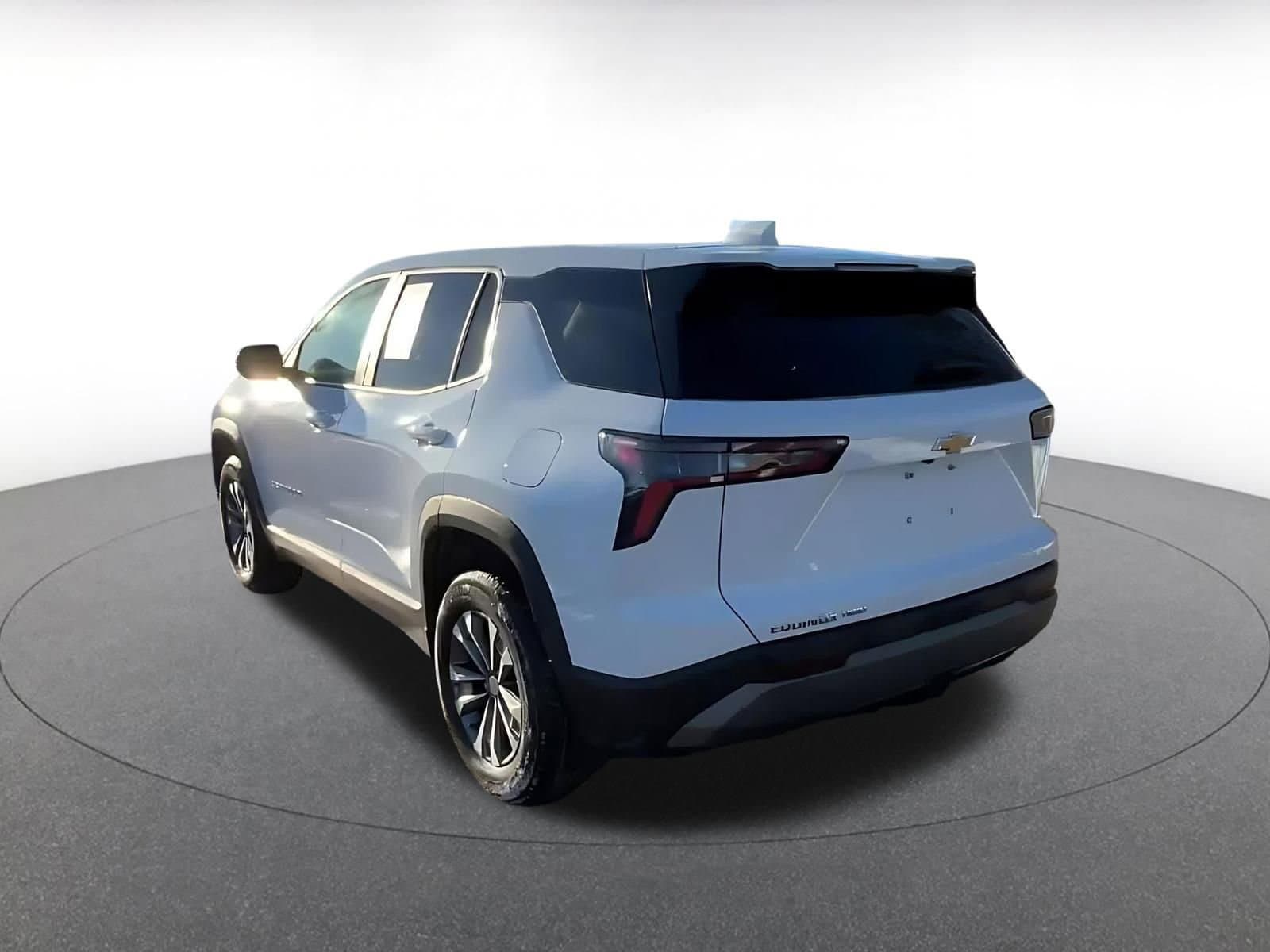 Thumbnail: 2025 Chevrolet Equinox - 11