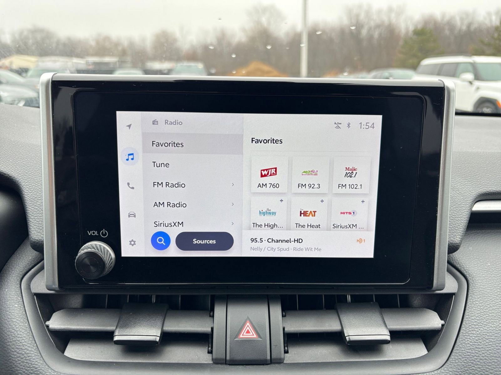 Thumbnail: 2025 Toyota RAV4 - 21