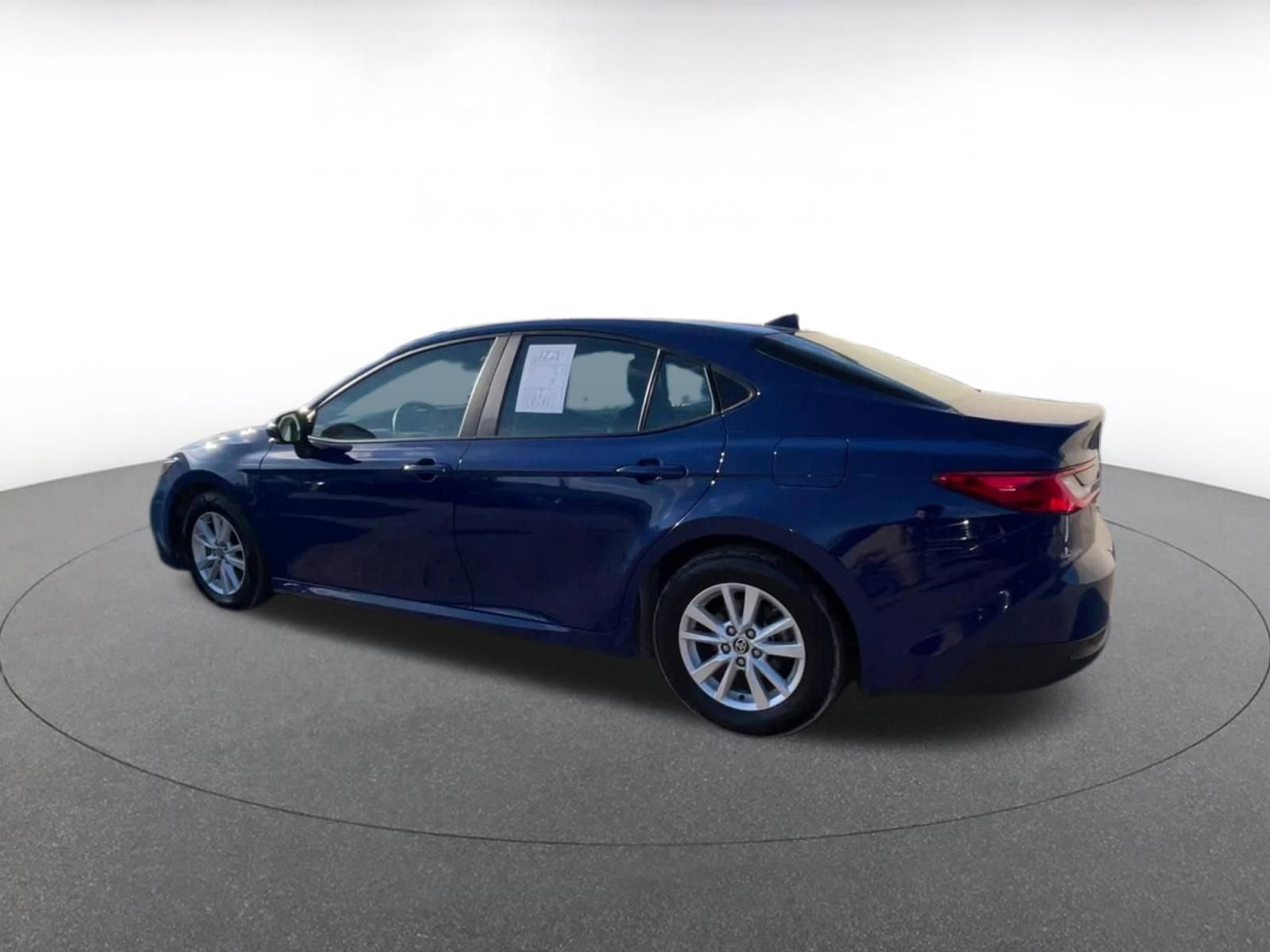 Thumbnail: 2025 Toyota Camry - 10