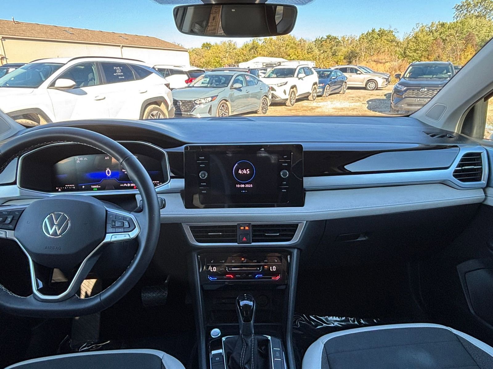 Thumbnail: 2025 Volkswagen Taos - 33