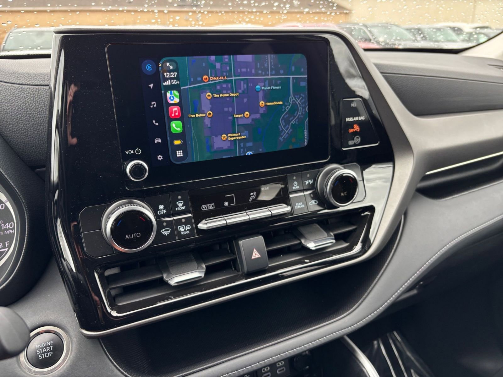 Thumbnail: 2025 Toyota Highlander - 20