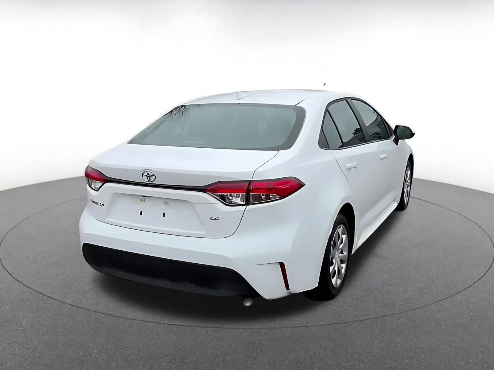 Thumbnail: 2025 Toyota Corolla - 15