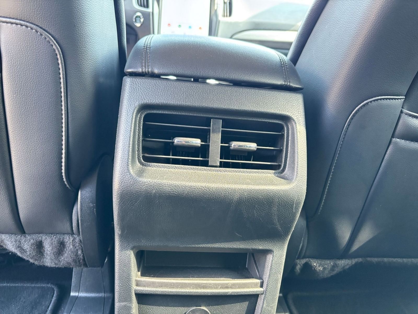 Thumbnail: 2024 Ford Edge - 24