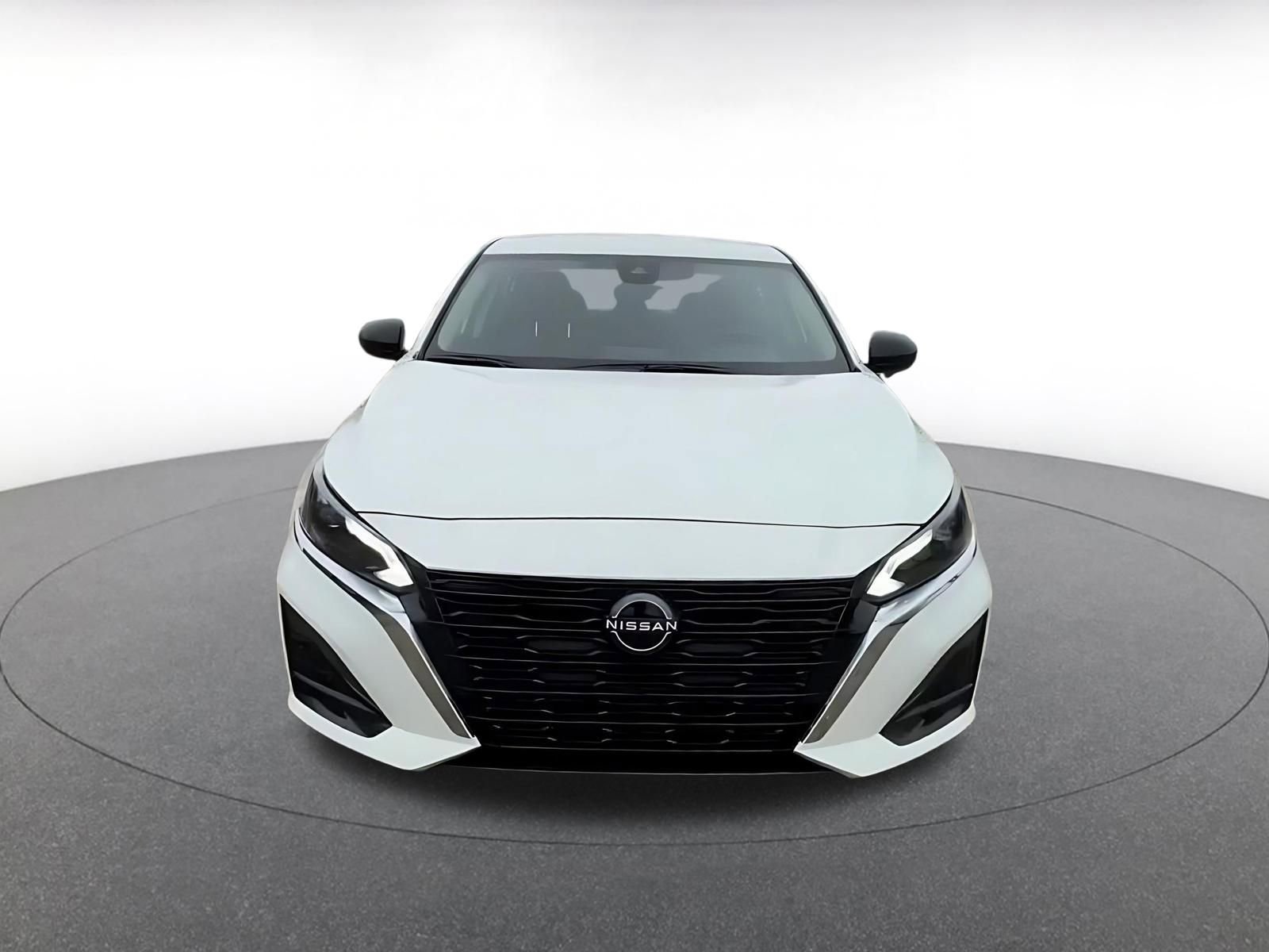Thumbnail: 2025 Nissan Altima - 4