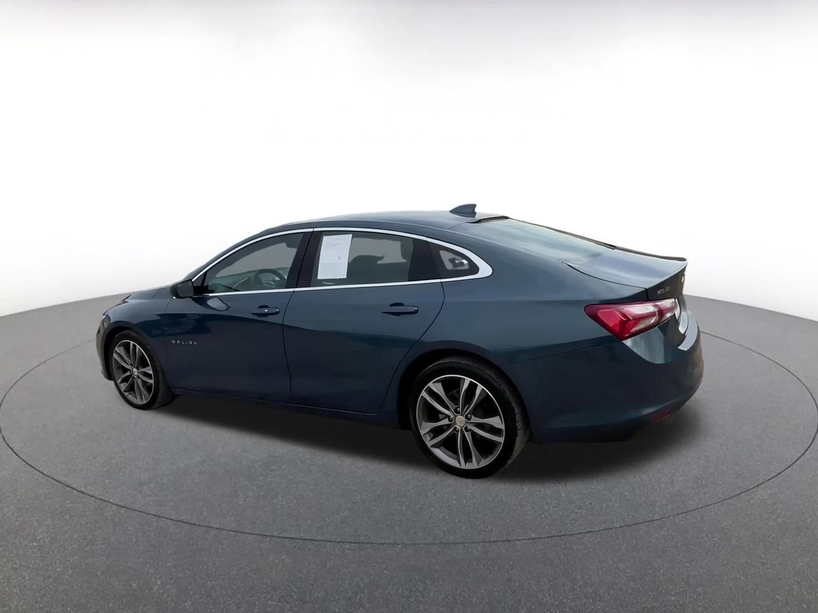 Thumbnail: 2024 Chevrolet Malibu - 10