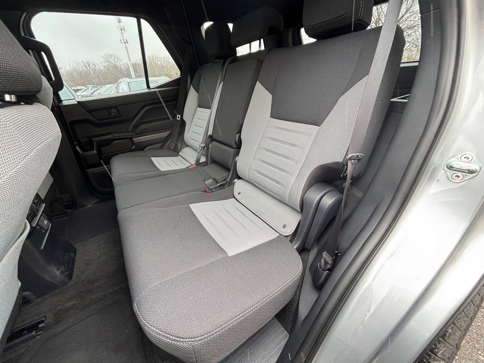 Thumbnail: 2025 Toyota 4Runner - 25