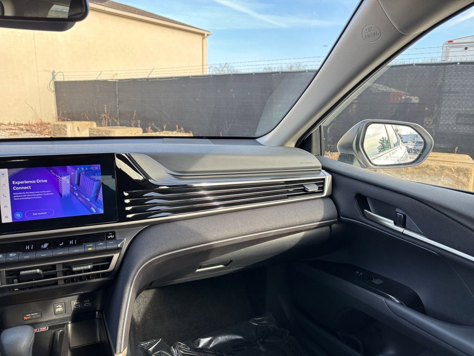 Thumbnail: 2025 Toyota Camry - 34