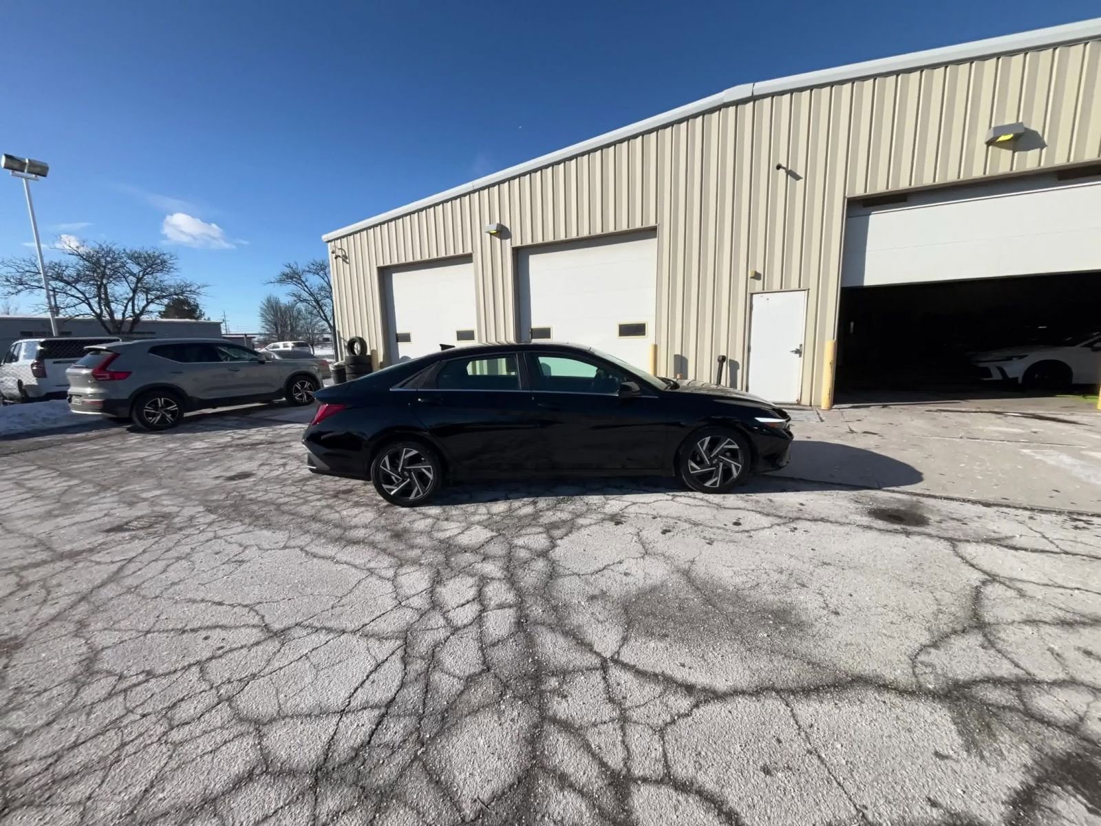 Thumbnail: 2025 Hyundai Elantra - 16