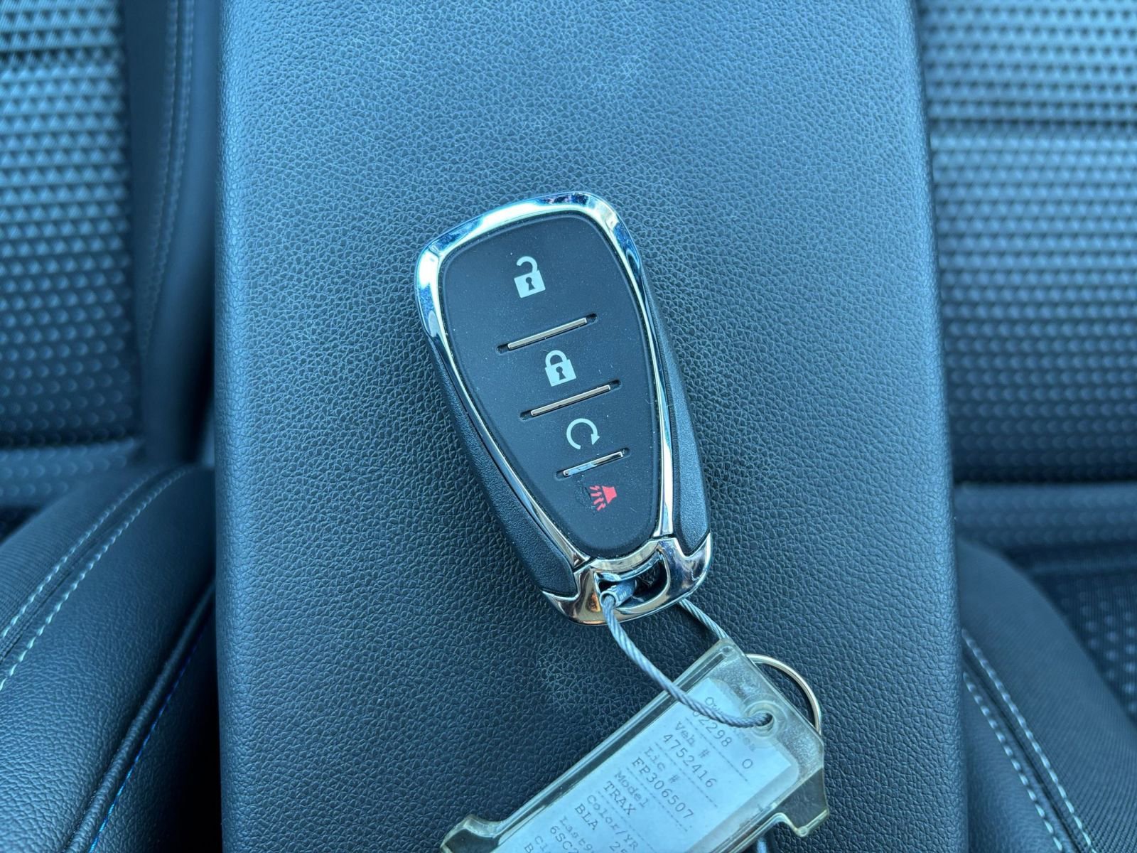 Thumbnail: 2025 Chevrolet Trax - 24